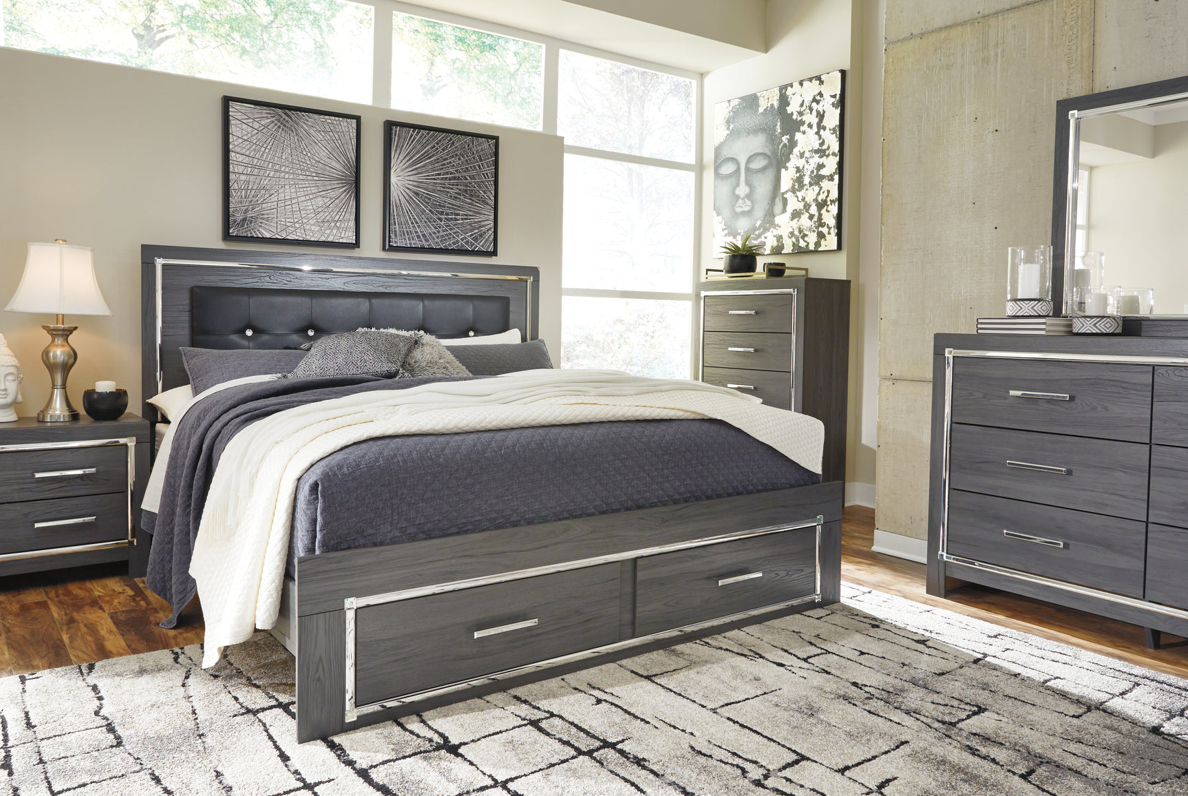 Lodanna Bedroom - Tampa Furniture Outlet