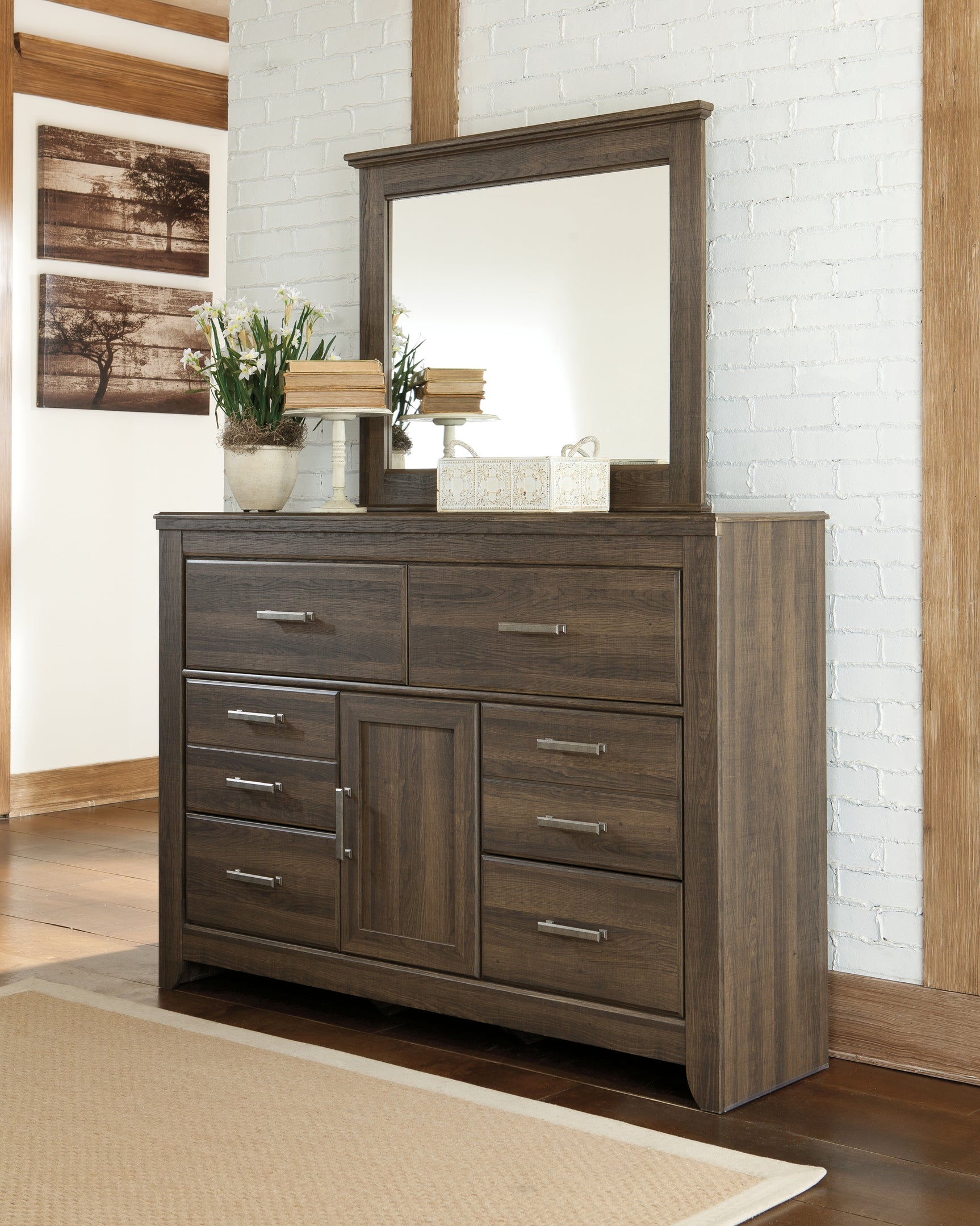 Juararo Bedroom - Tampa Furniture Outlet
