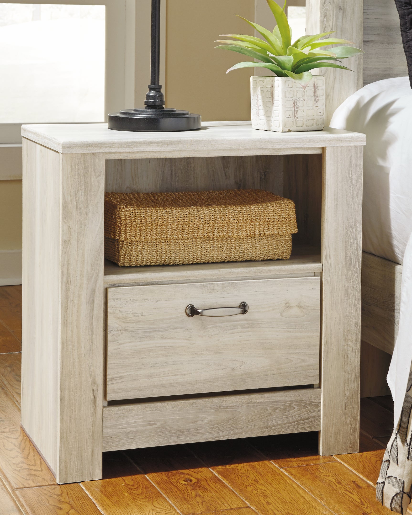 Bellaby Bedroom - Tampa Furniture Outlet