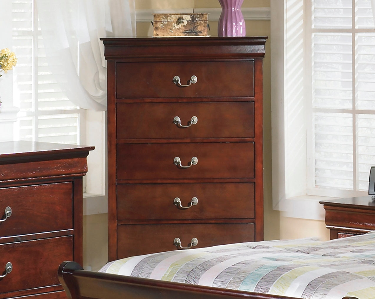 Alisdair Bedroom - Tampa Furniture Outlet