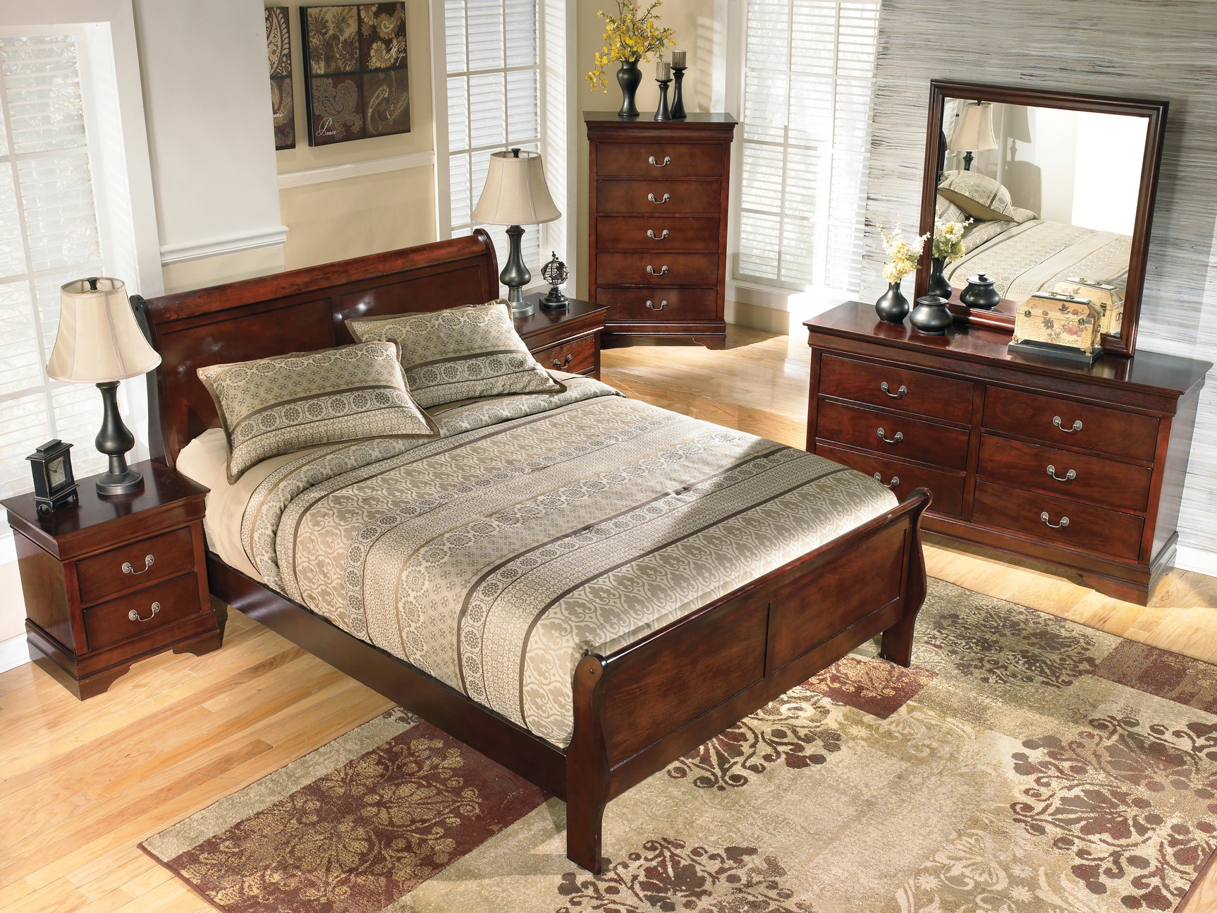 Alisdair Bedroom - Tampa Furniture Outlet