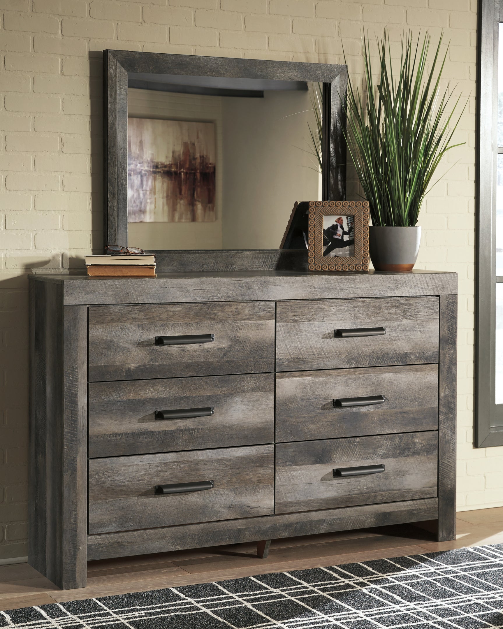 Wynnlow Bedroom - Tampa Furniture Outlet