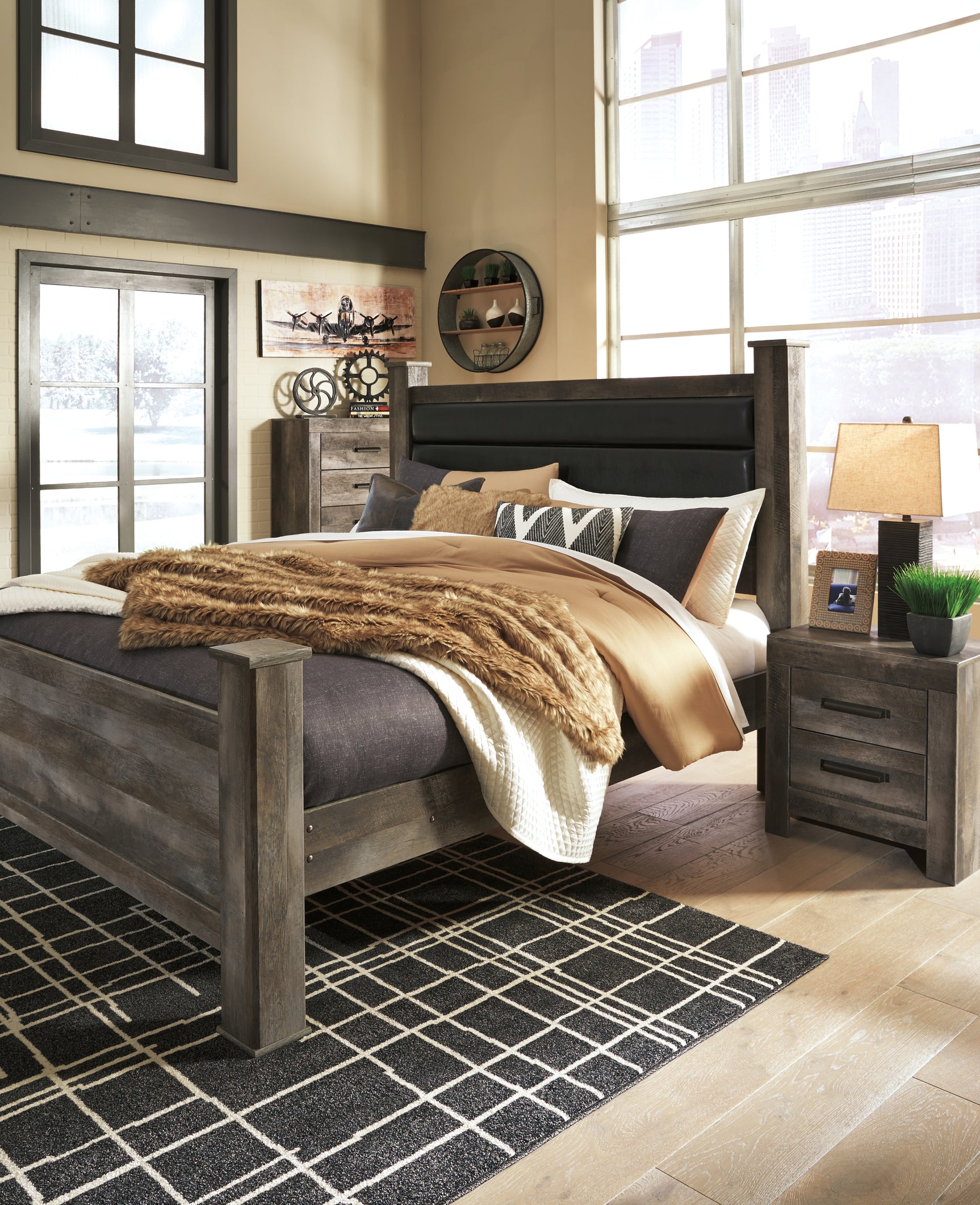 Wynnlow Bedroom - Tampa Furniture Outlet