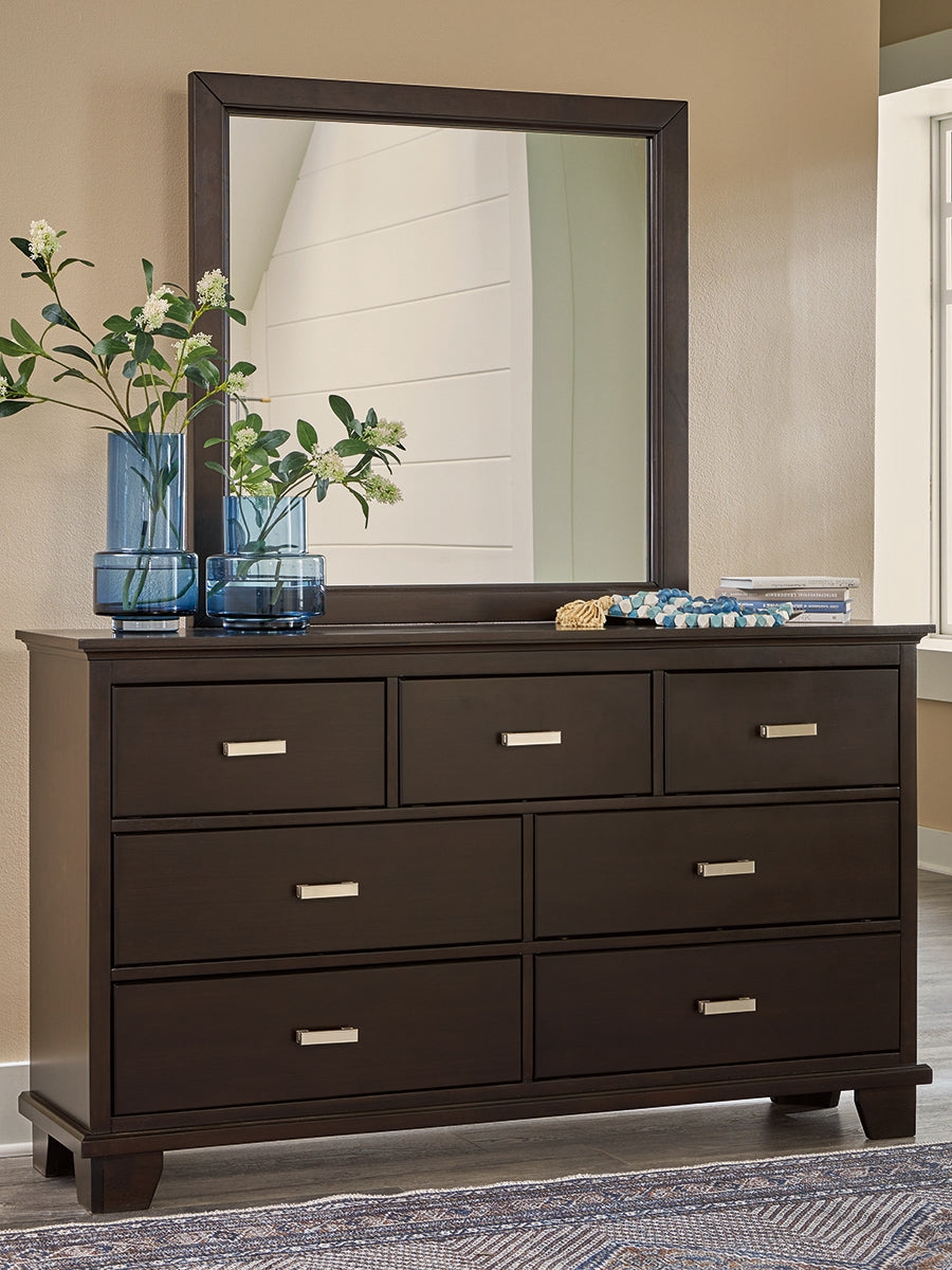 Covetown Bedroom - Tampa Furniture Outlet