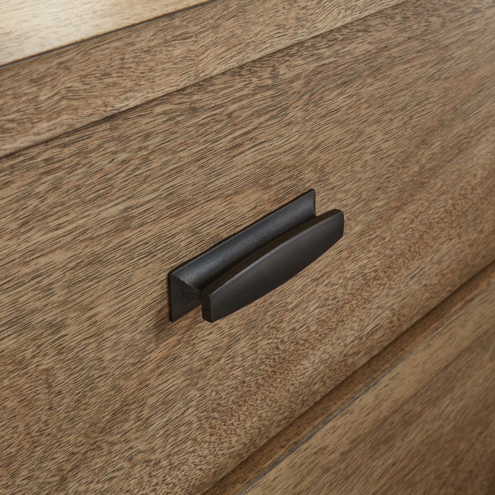 Tomtyn Bedroom - Tampa Furniture Outlet