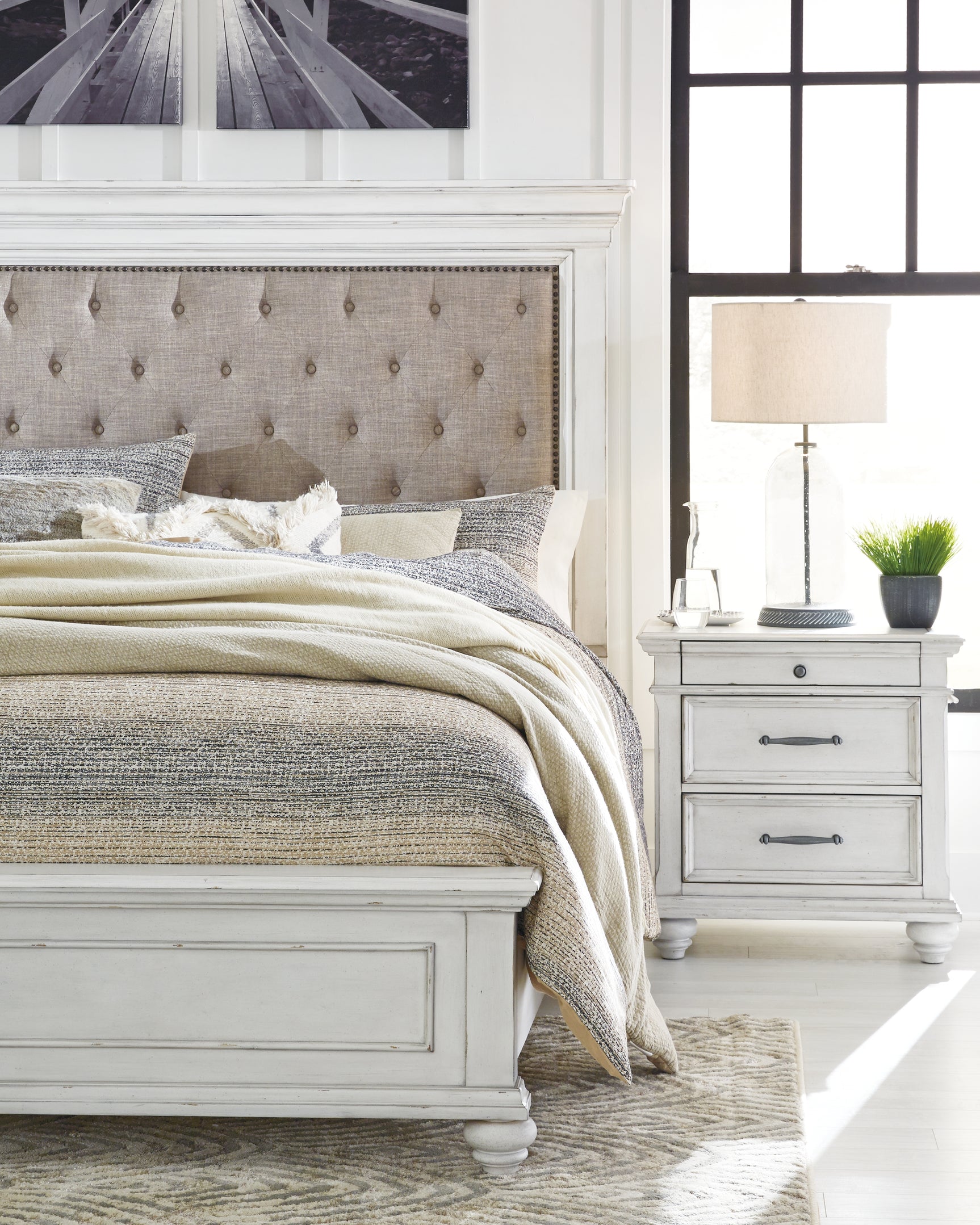 Kanwyn Bedroom - Tampa Furniture Outlet