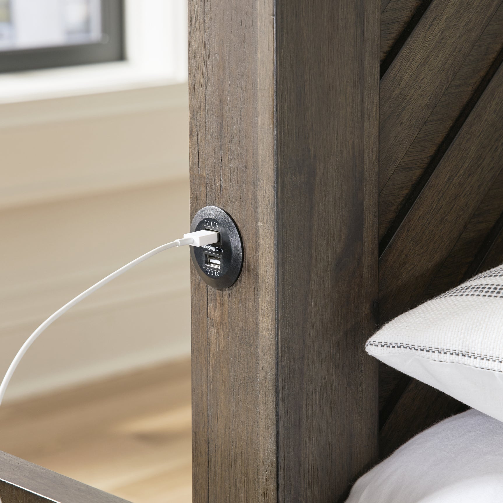 Arkenton Bedroom - Tampa Furniture Outlet