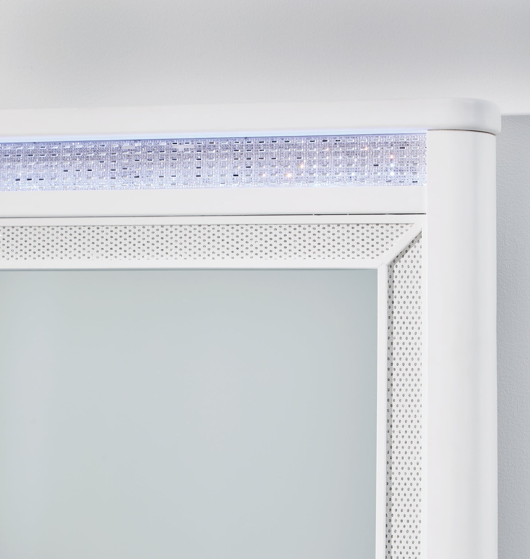 Chalanna Bedroom - Tampa Furniture Outlet