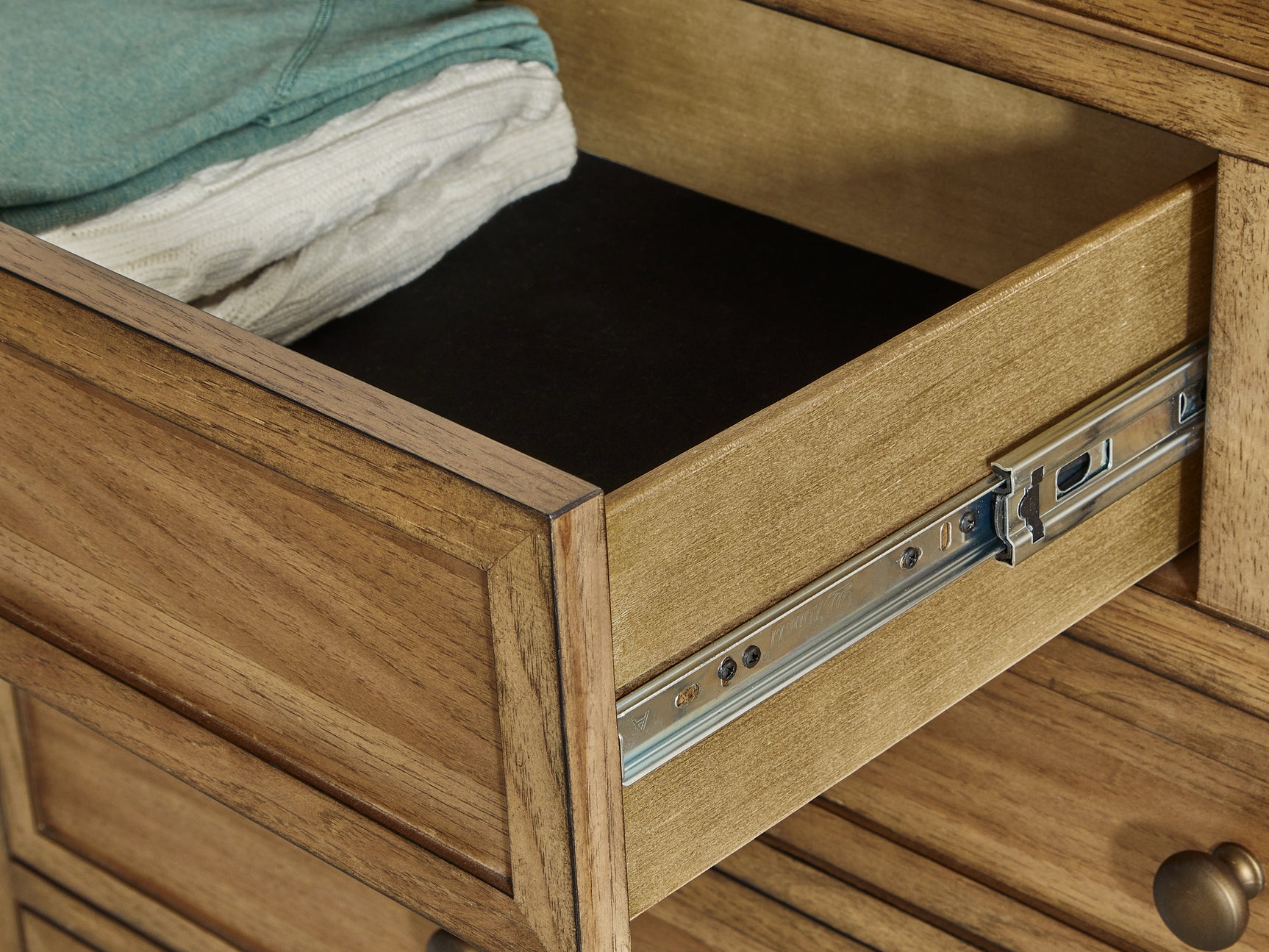 Sharlance Bedroom - Tampa Furniture Outlet