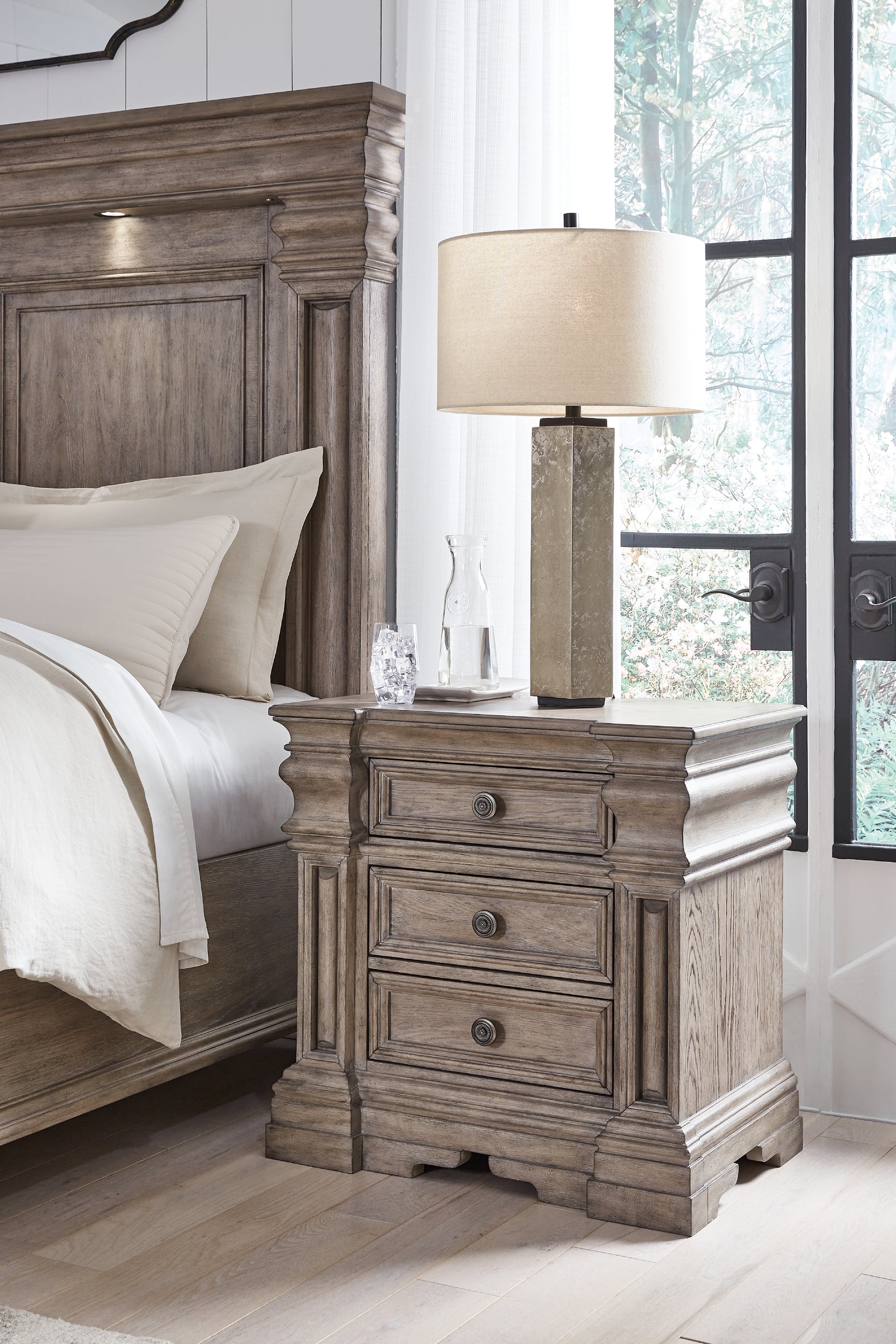 Blairhurst Bedroom - Tampa Furniture Outlet