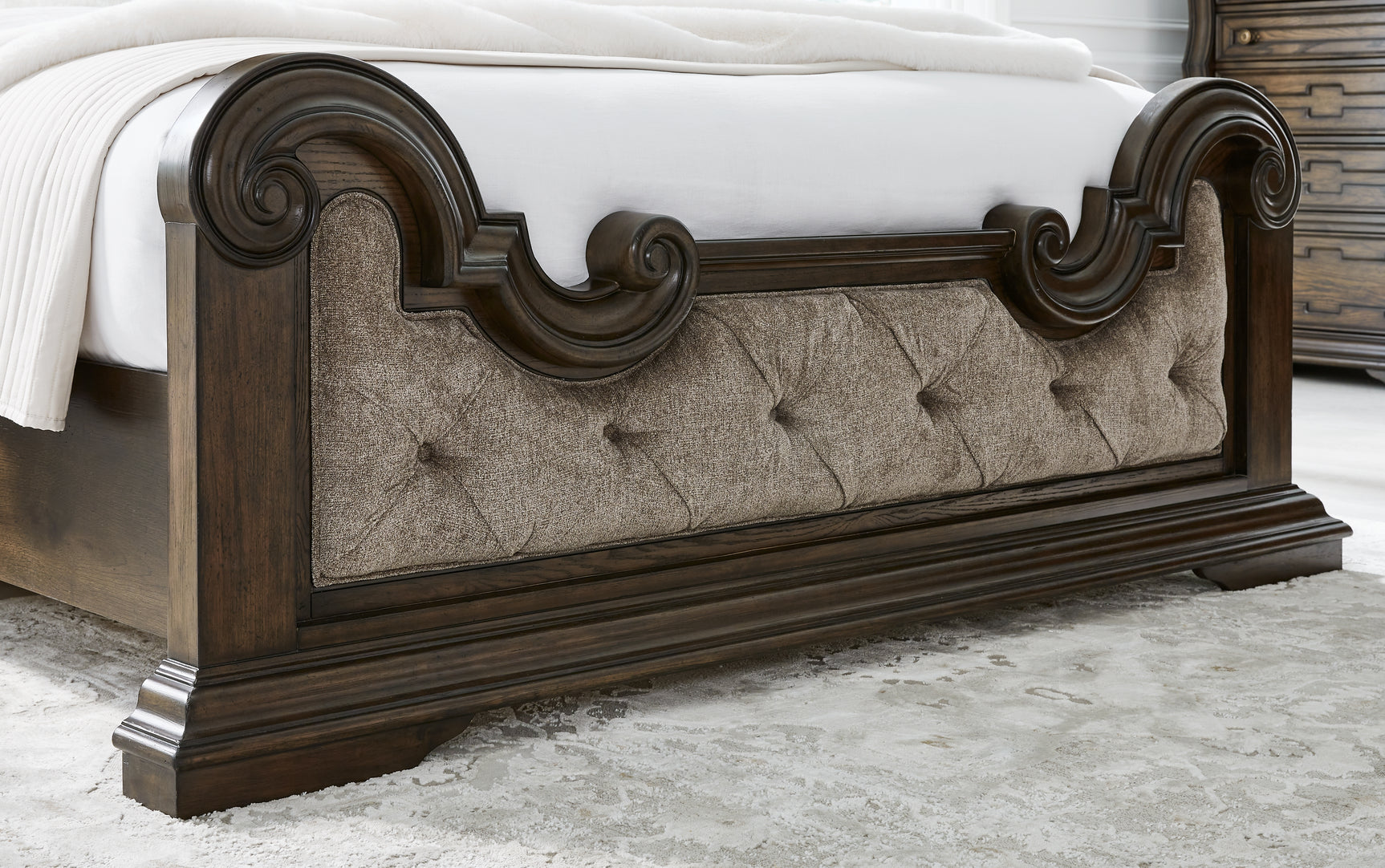 Maylee Bedroom - Tampa Furniture Outlet