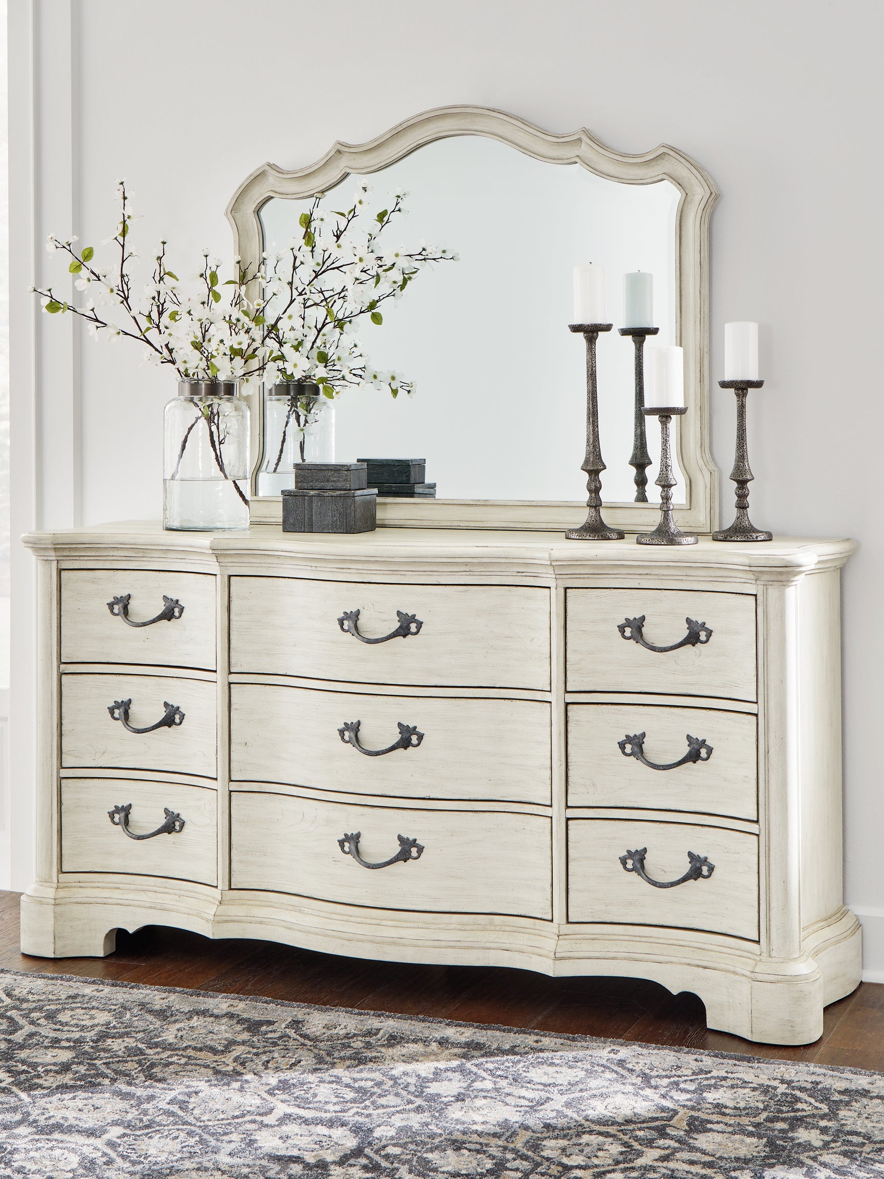 Arlendyne Bedroom - Tampa Furniture Outlet