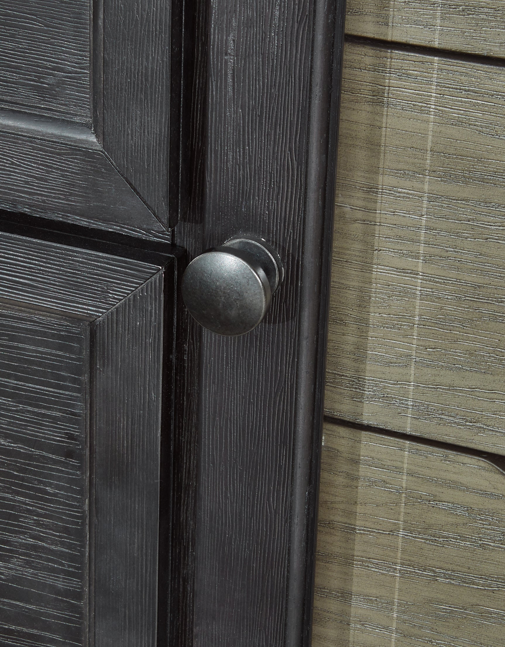 Foyland Bedroom - Tampa Furniture Outlet