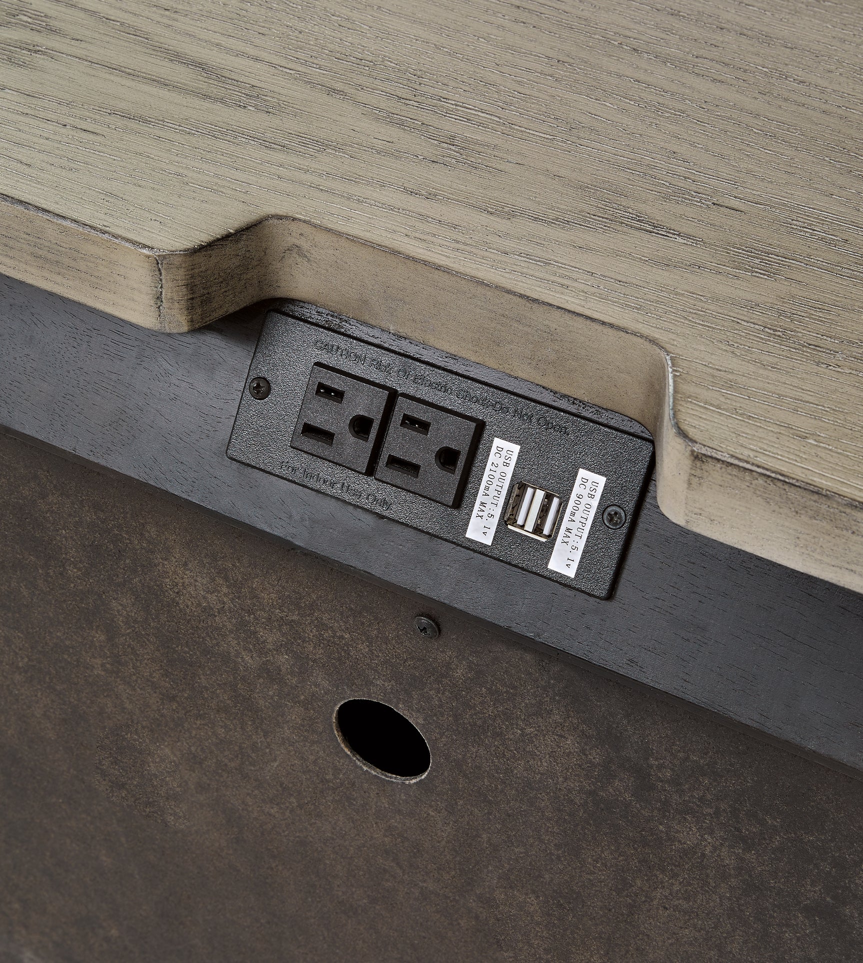 Foyland Bedroom - Tampa Furniture Outlet