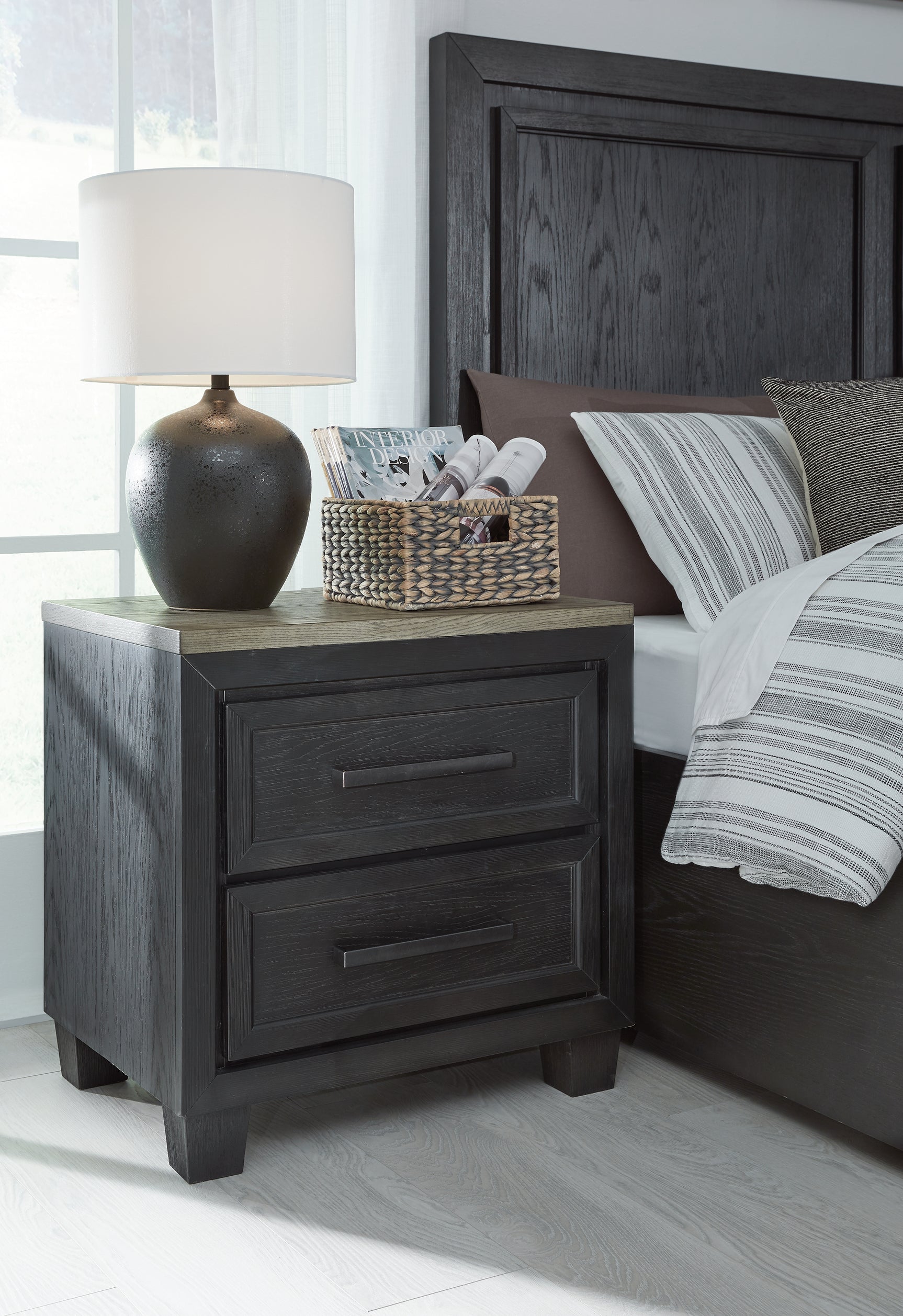 Foyland Bedroom - Tampa Furniture Outlet
