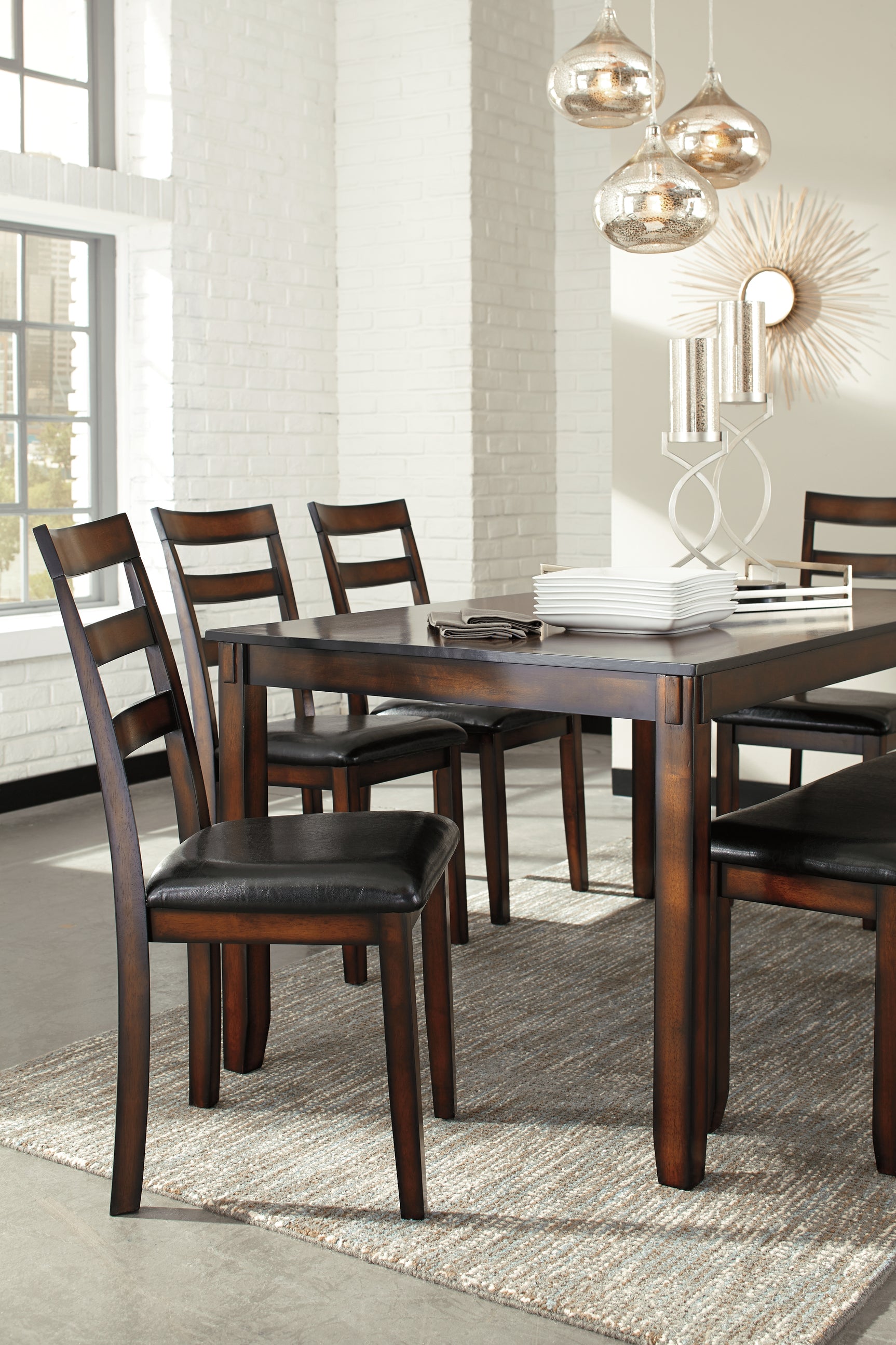 Coviar Dining Room - Tampa Furniture Outlet