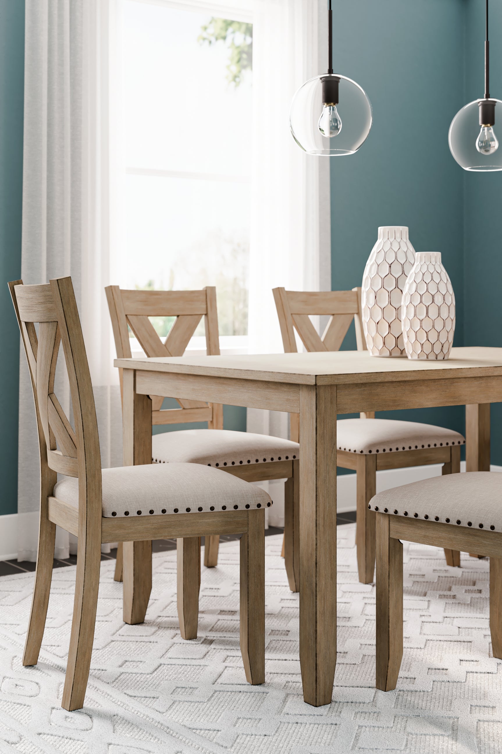 Sanbriar Dining Room - Tampa Furniture Outlet