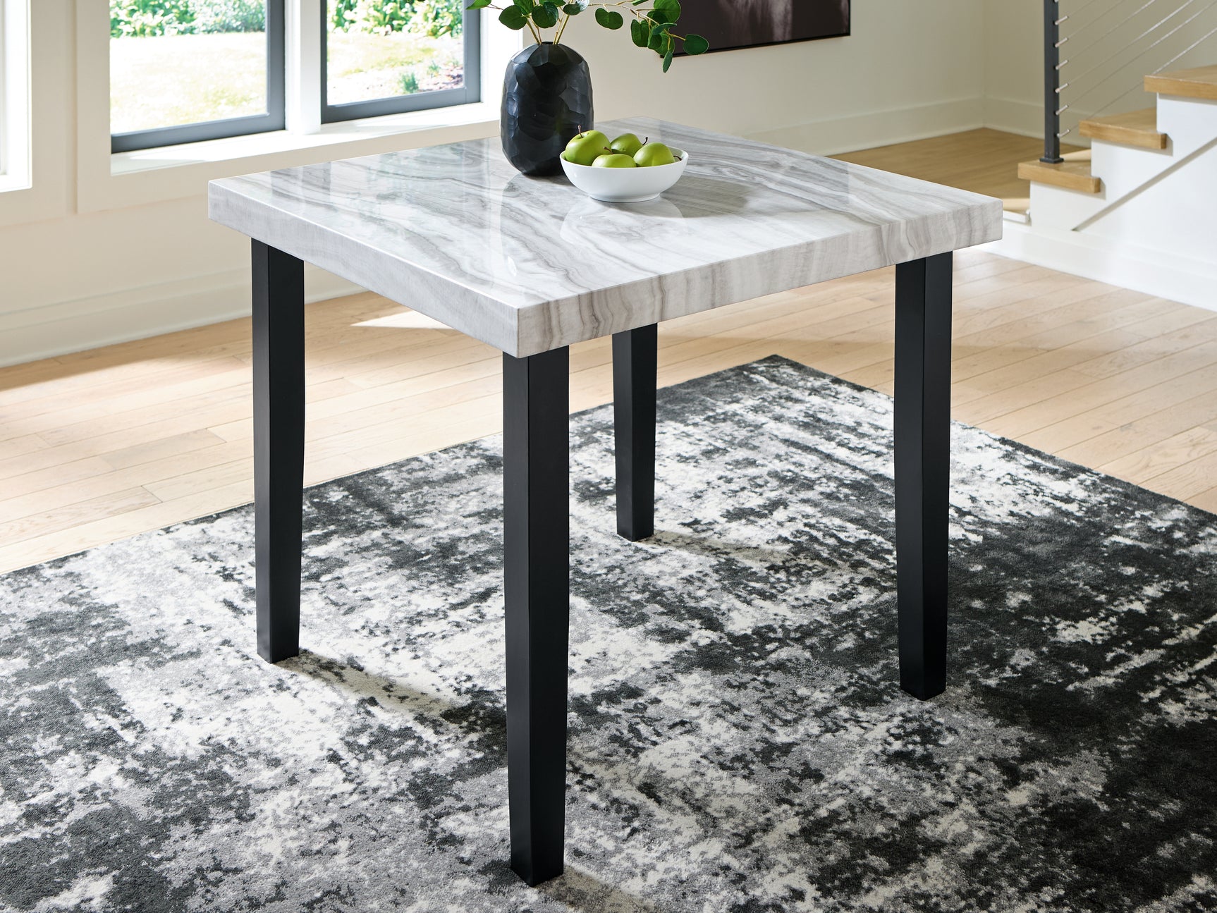 Mervannie Dining Room - Tampa Furniture Outlet