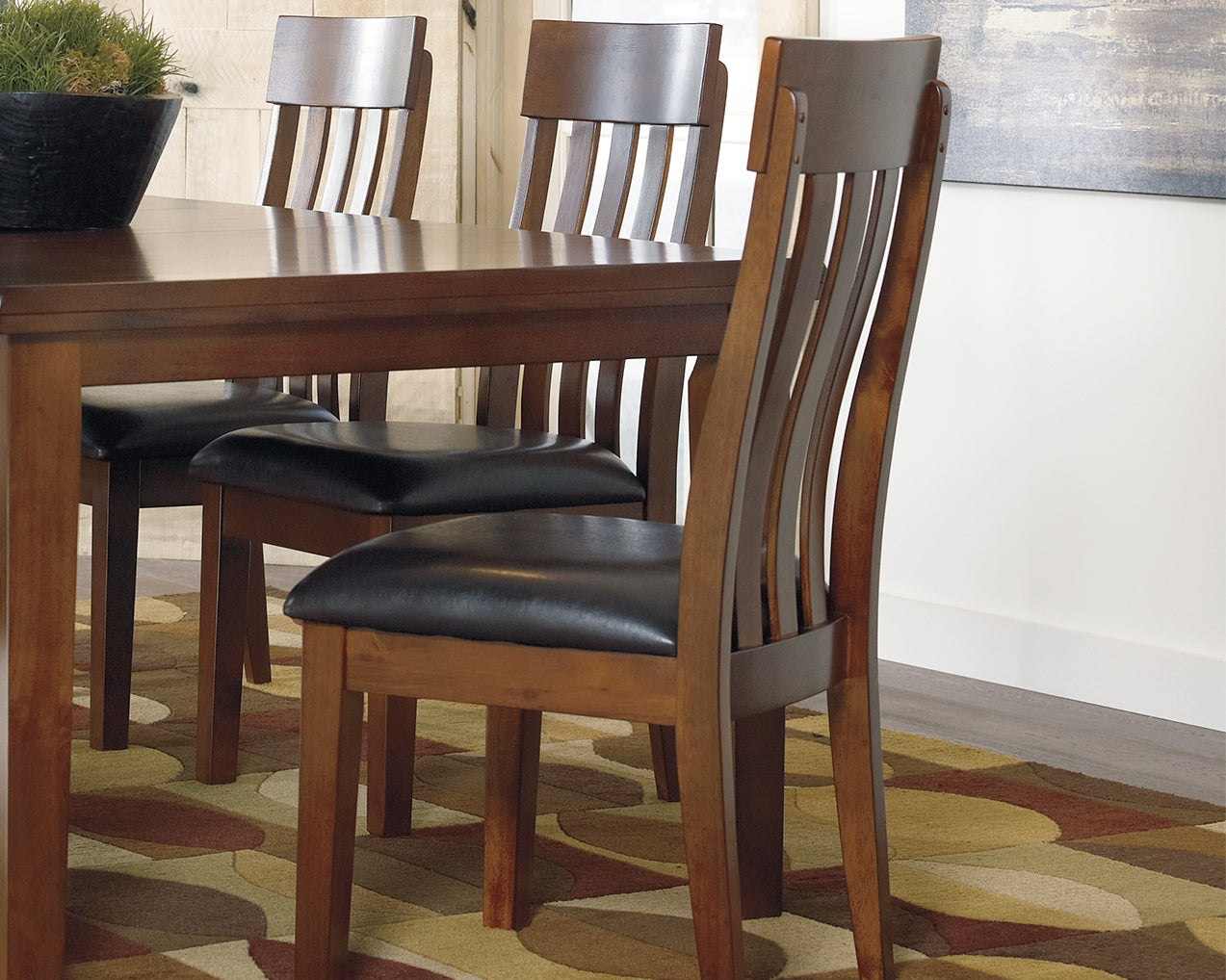 Ralene Dining Room - Tampa Furniture Outlet