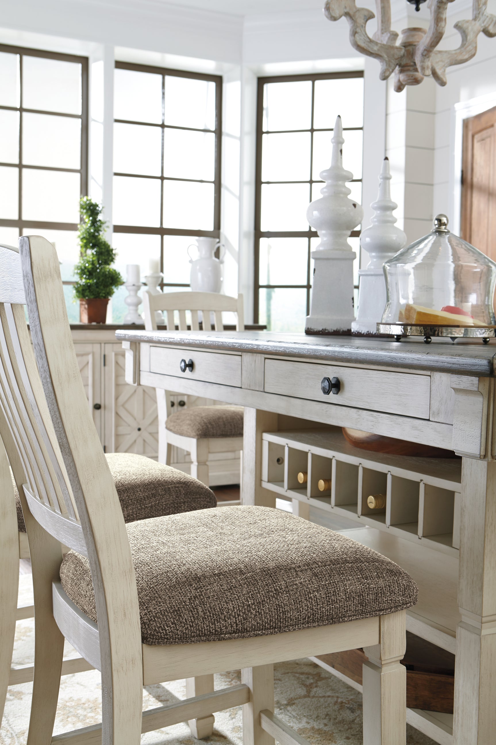 Bolanburg Dining Room - Tampa Furniture Outlet
