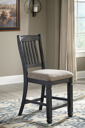 Tyler Creek Dining Room - Tampa Furniture Outlet