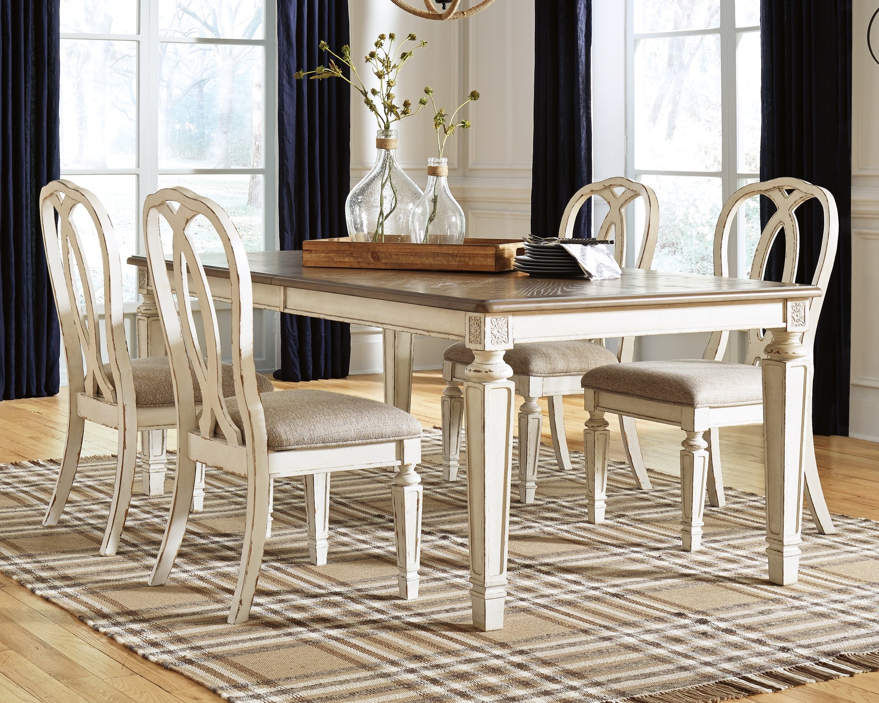 Realyn Dining Room - Tampa Furniture Outlet