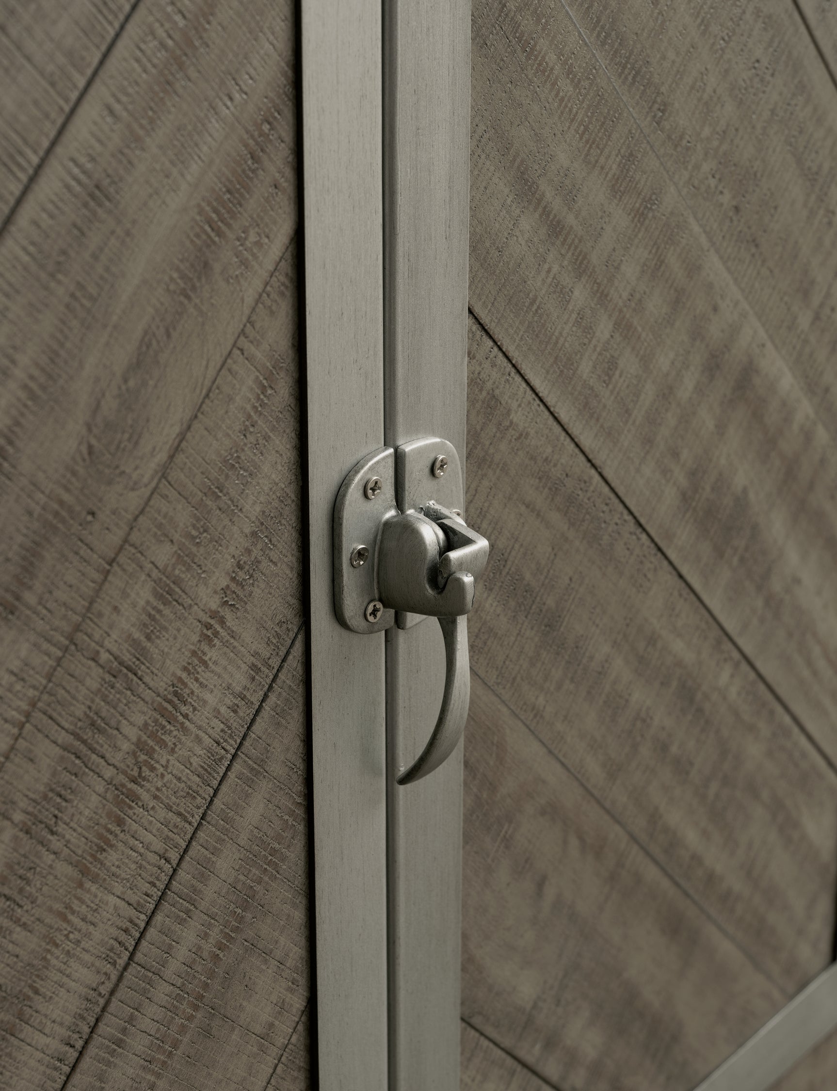 Krystanza Dining Room - Tampa Furniture Outlet