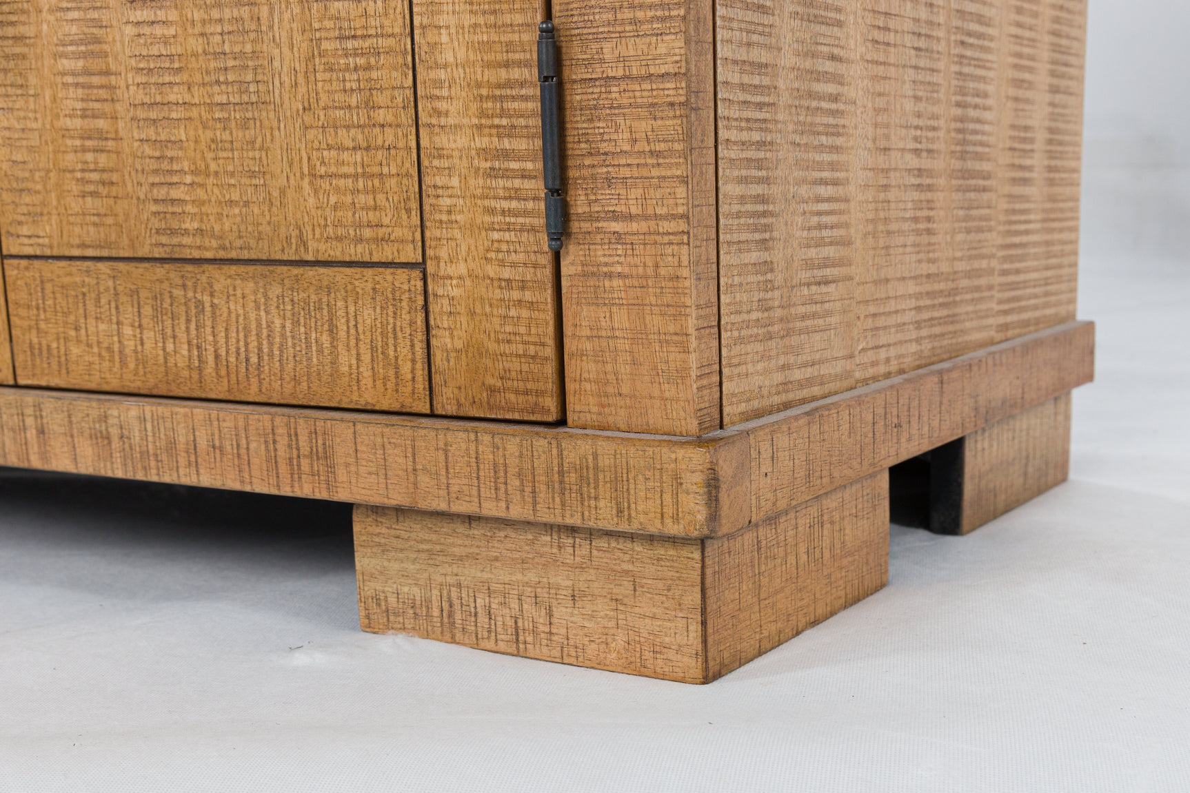 Havonplane Dining Room - Tampa Furniture Outlet