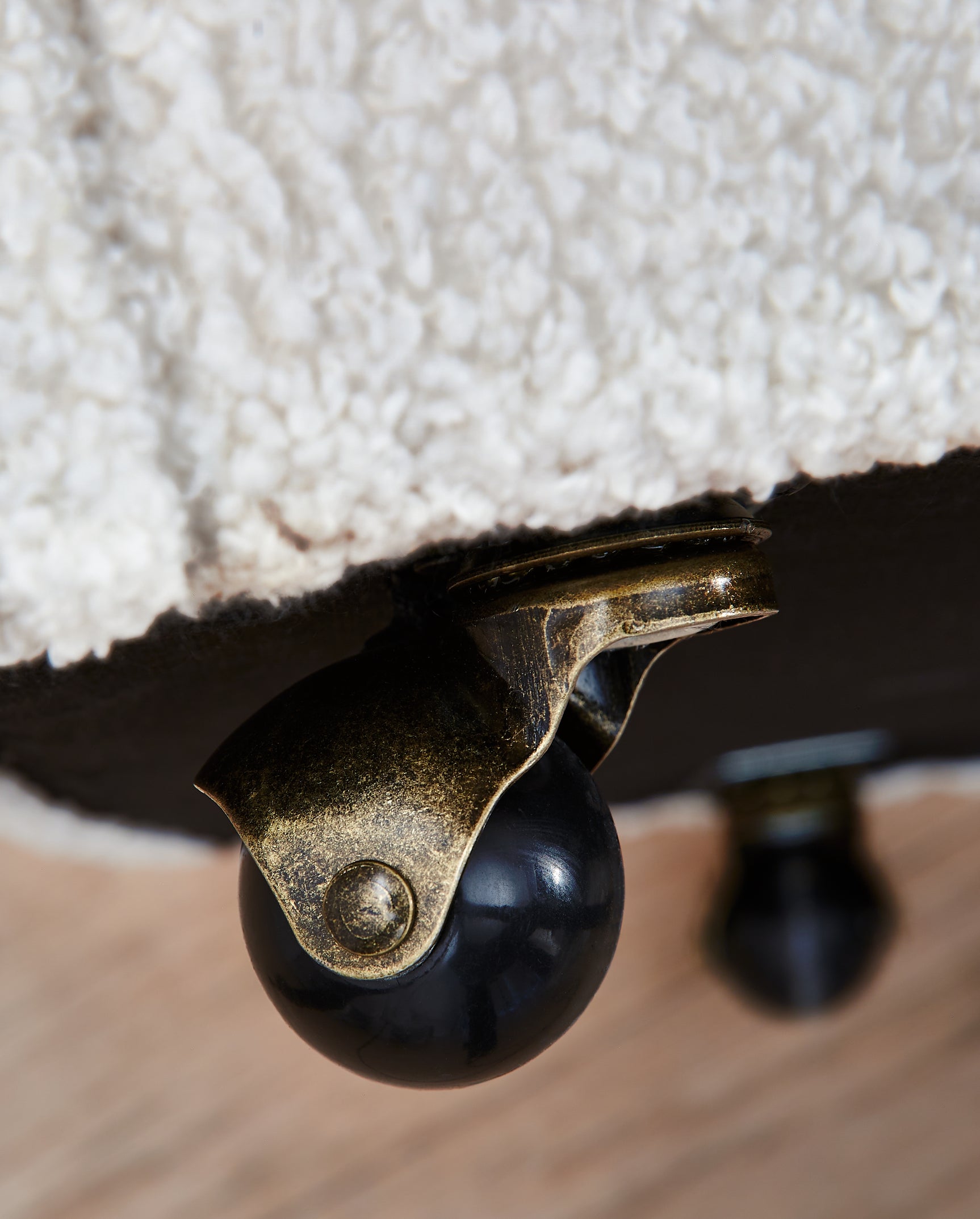 Rowanbeck Dining Room - Tampa Furniture Outlet