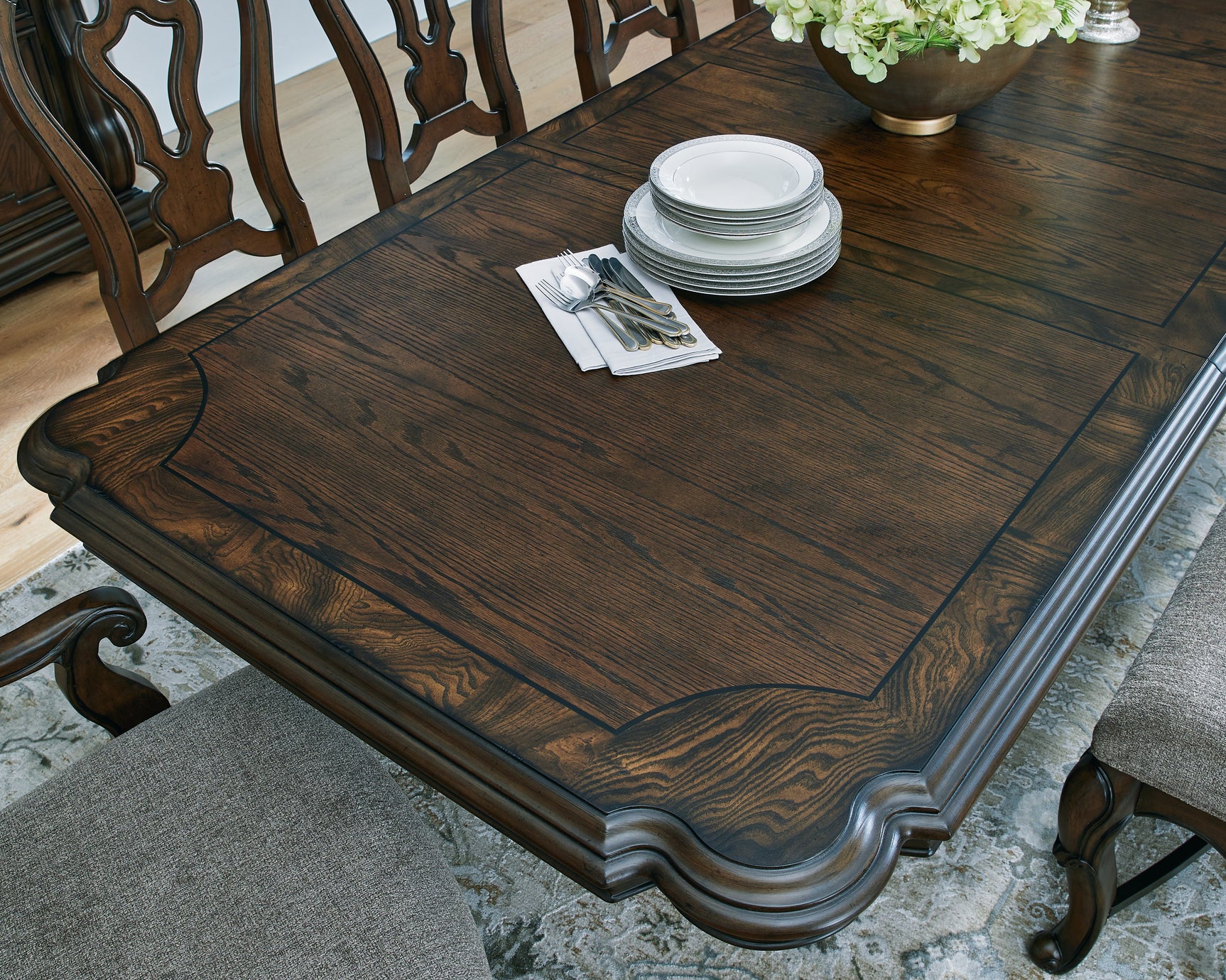 Maylee Dining Room - Tampa Furniture Outlet