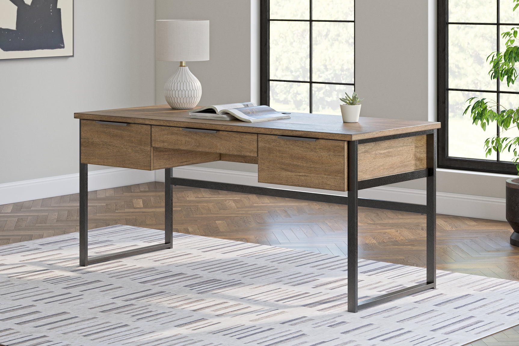 Tampa Furniture Outlet - Ashley Furniture - Montia Office Desk - Home Office Desk / Light Brown - H632-44