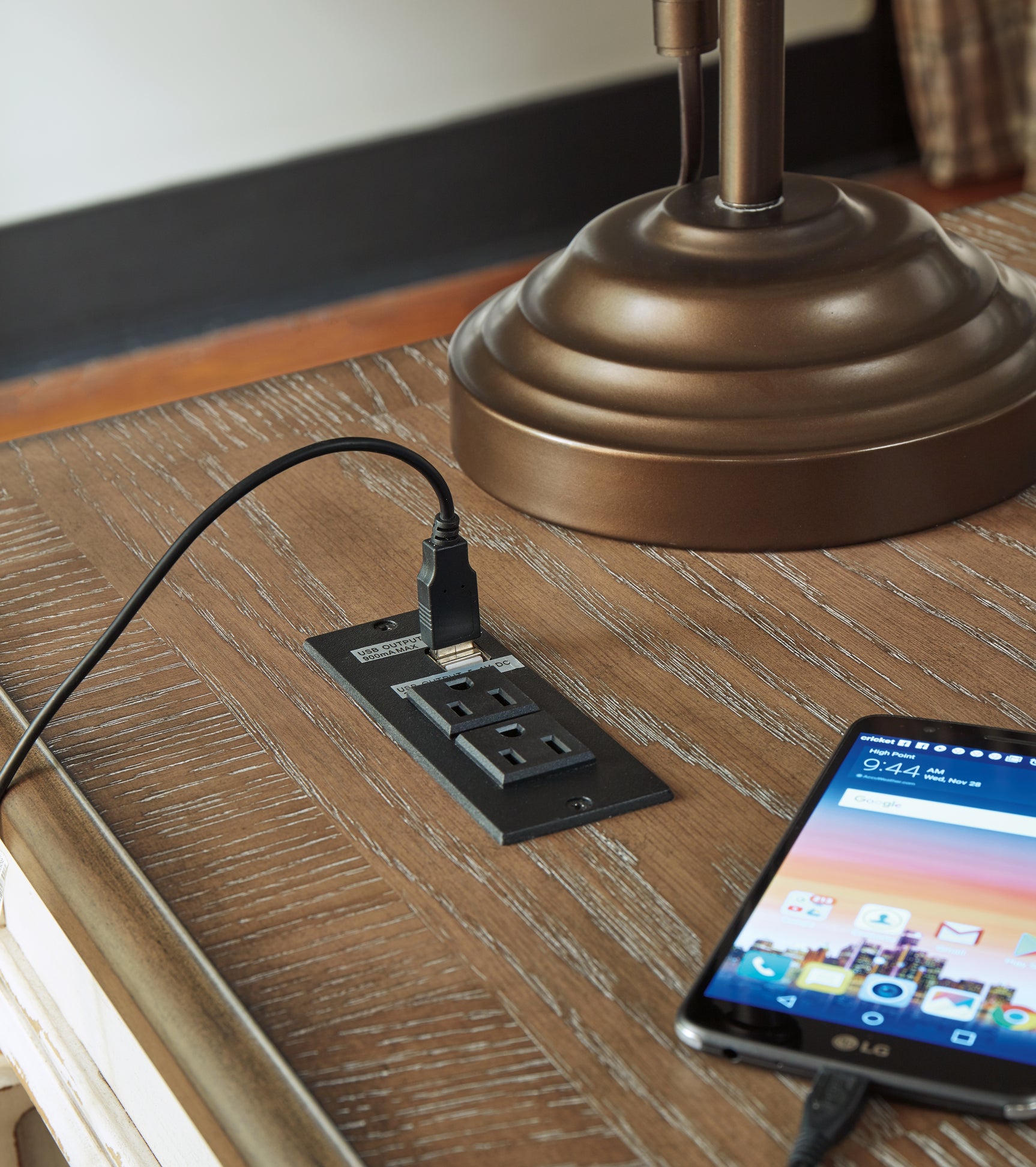 Realyn Office Desk - Tampa Furniture Outlet