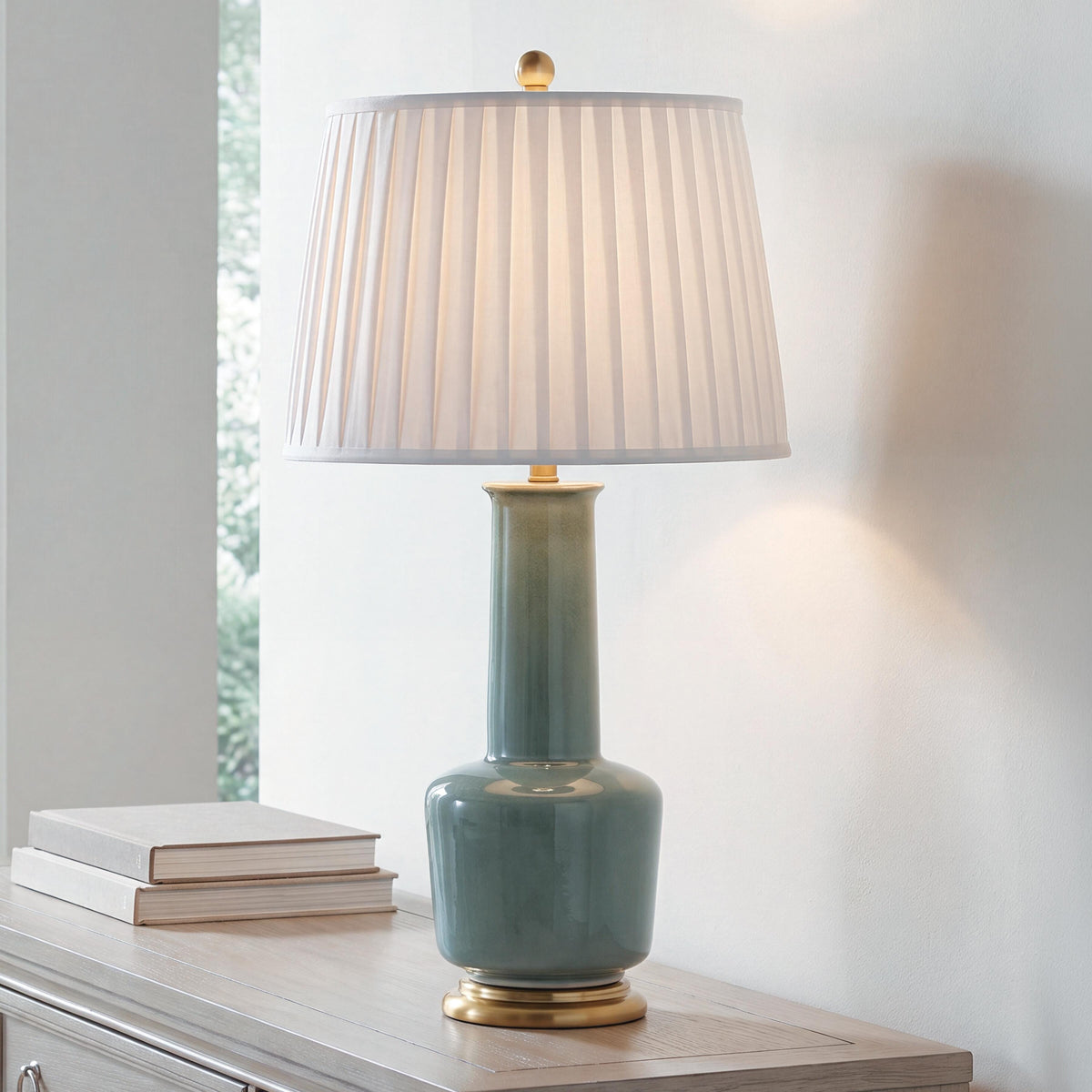 Tampa Furniture Outlet - Ashley Furniture - Webbington Lighting - Ceramic Table Lamp (1/CN) - L100944
