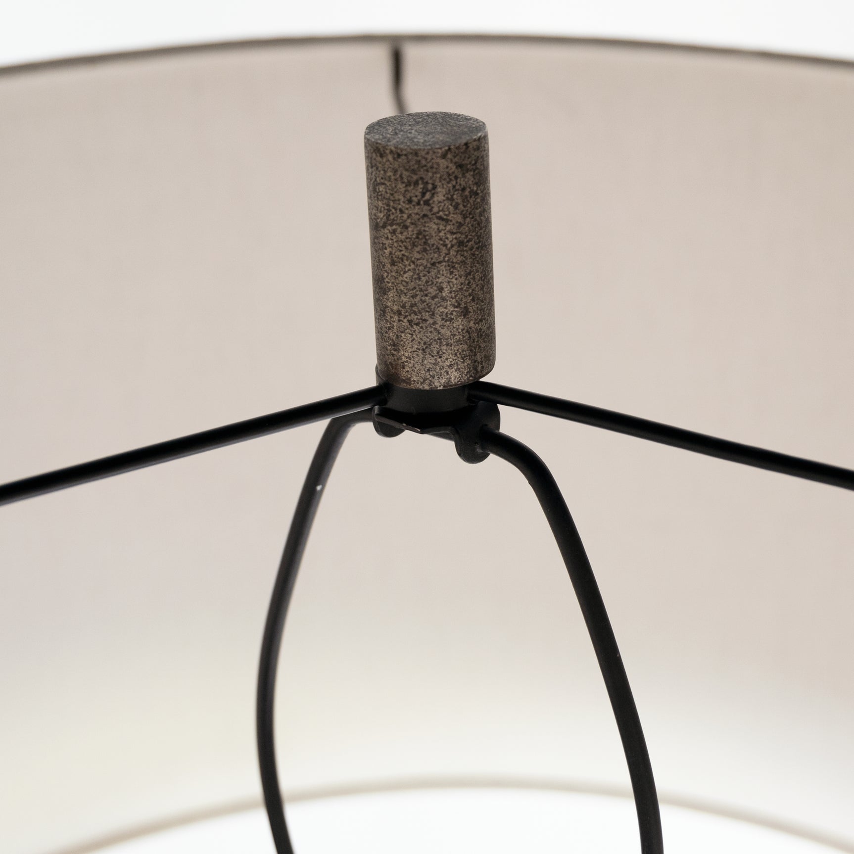 Ryandale Lighting - Tampa Furniture Outlet