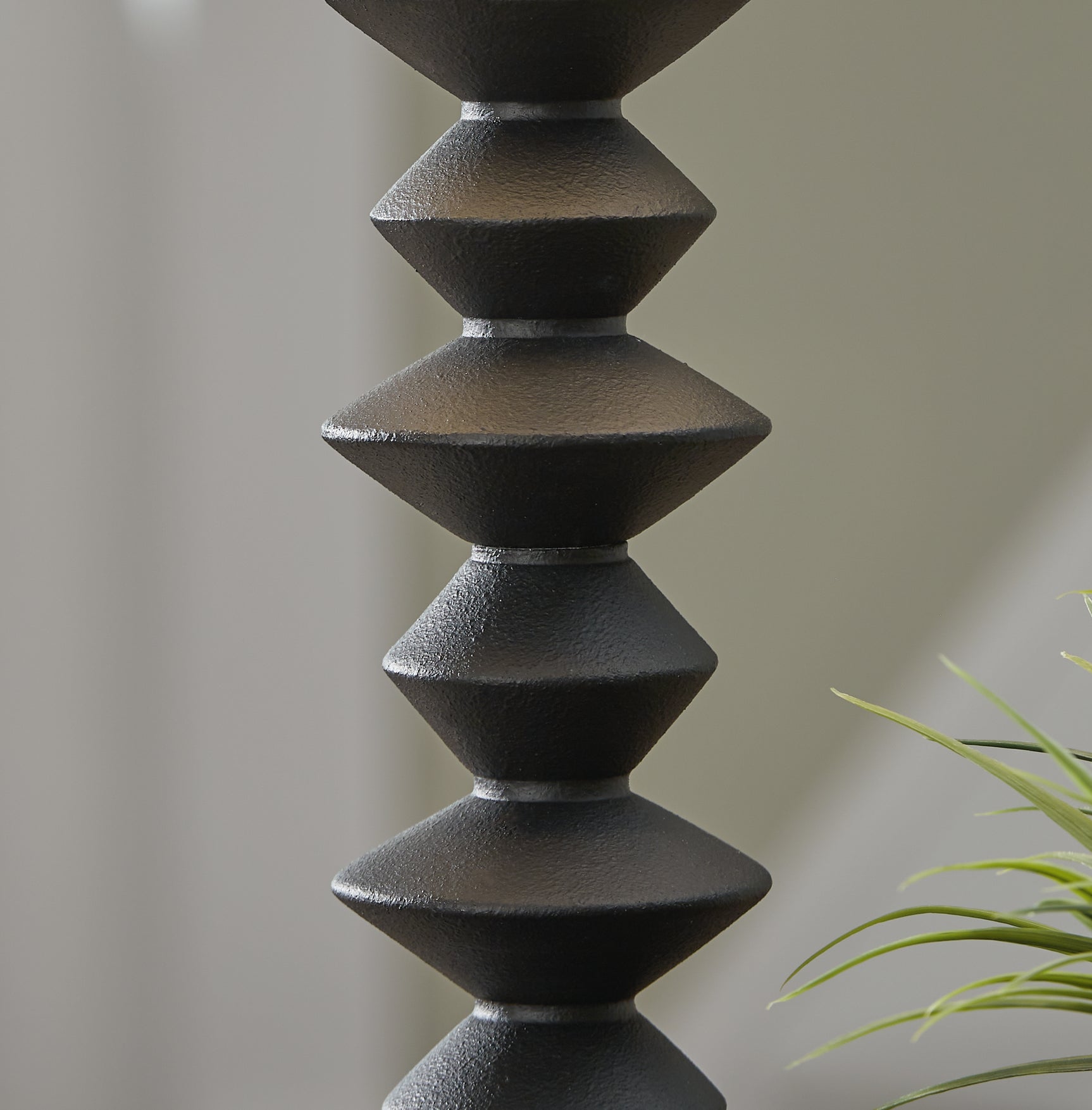 Luanndon Lighting - Tampa Furniture Outlet