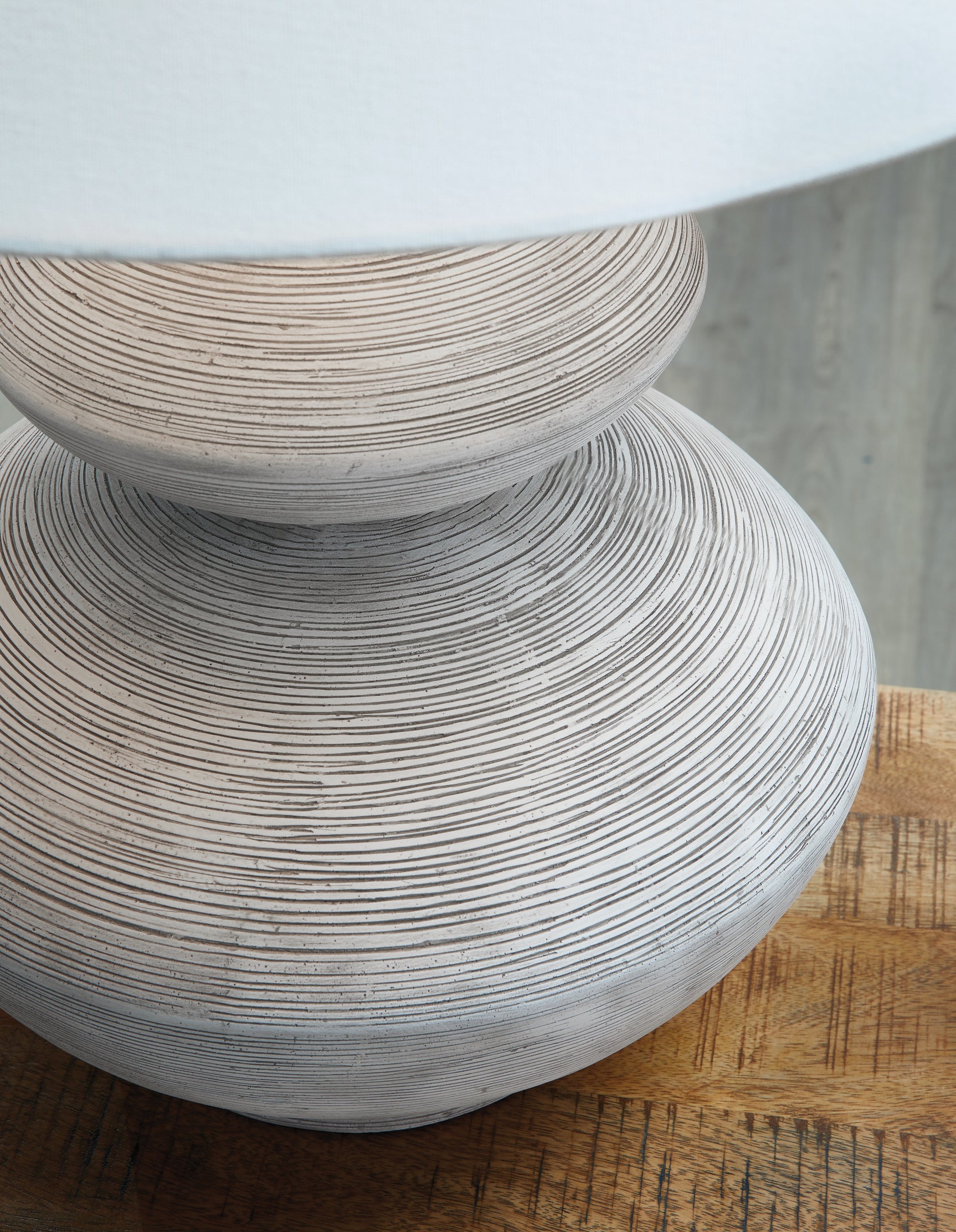 Brickdon Lighting - Tampa Furniture Outlet