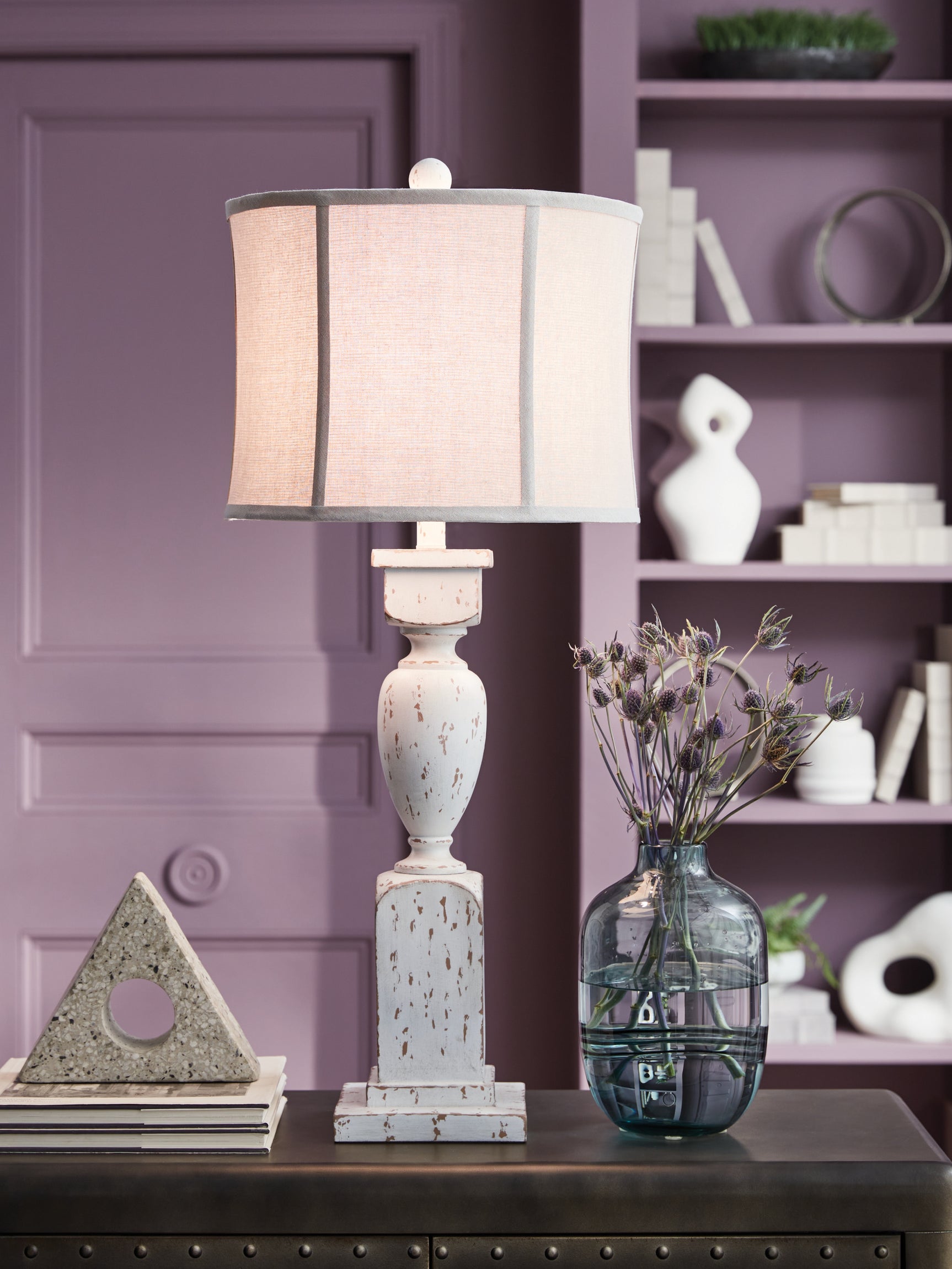 Madsbrook Lighting - Tampa Furniture Outlet