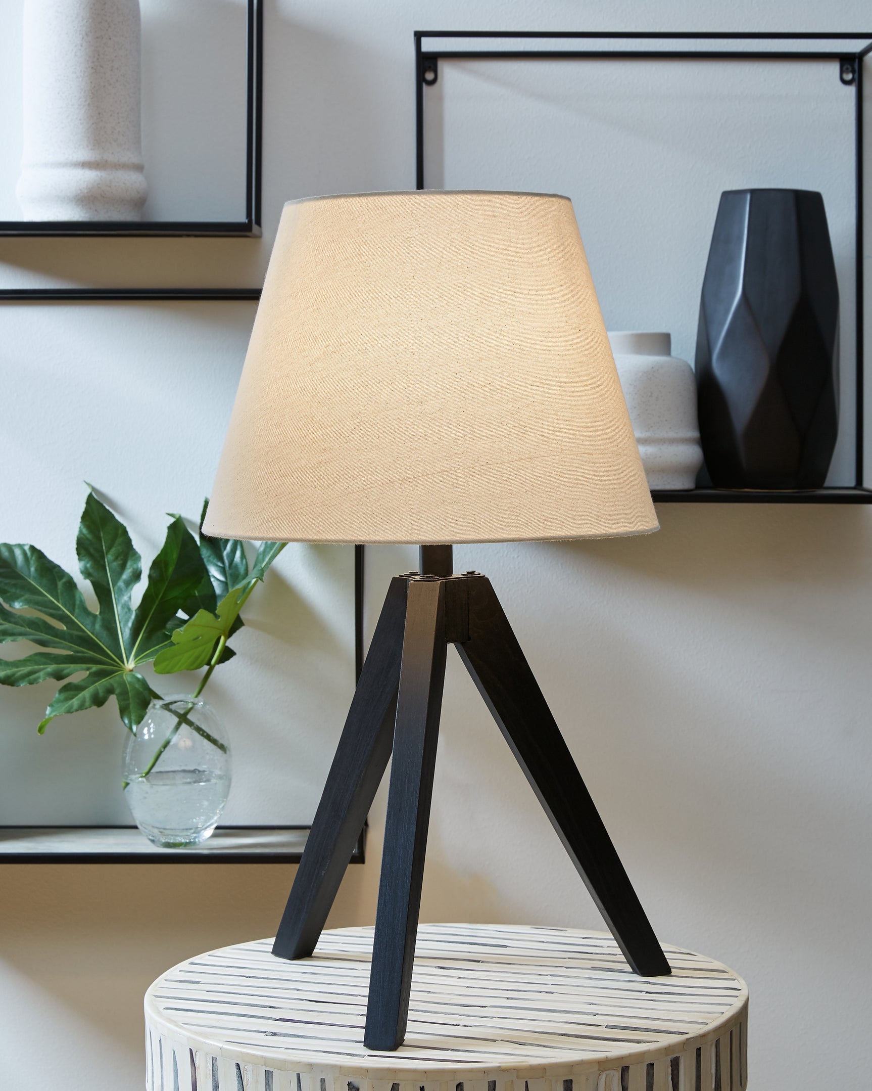 Tampa Furniture Outlet - Ashley Furniture - Laifland Lighting - Wood Table Lamp (Set of 2) / Black - L329074
