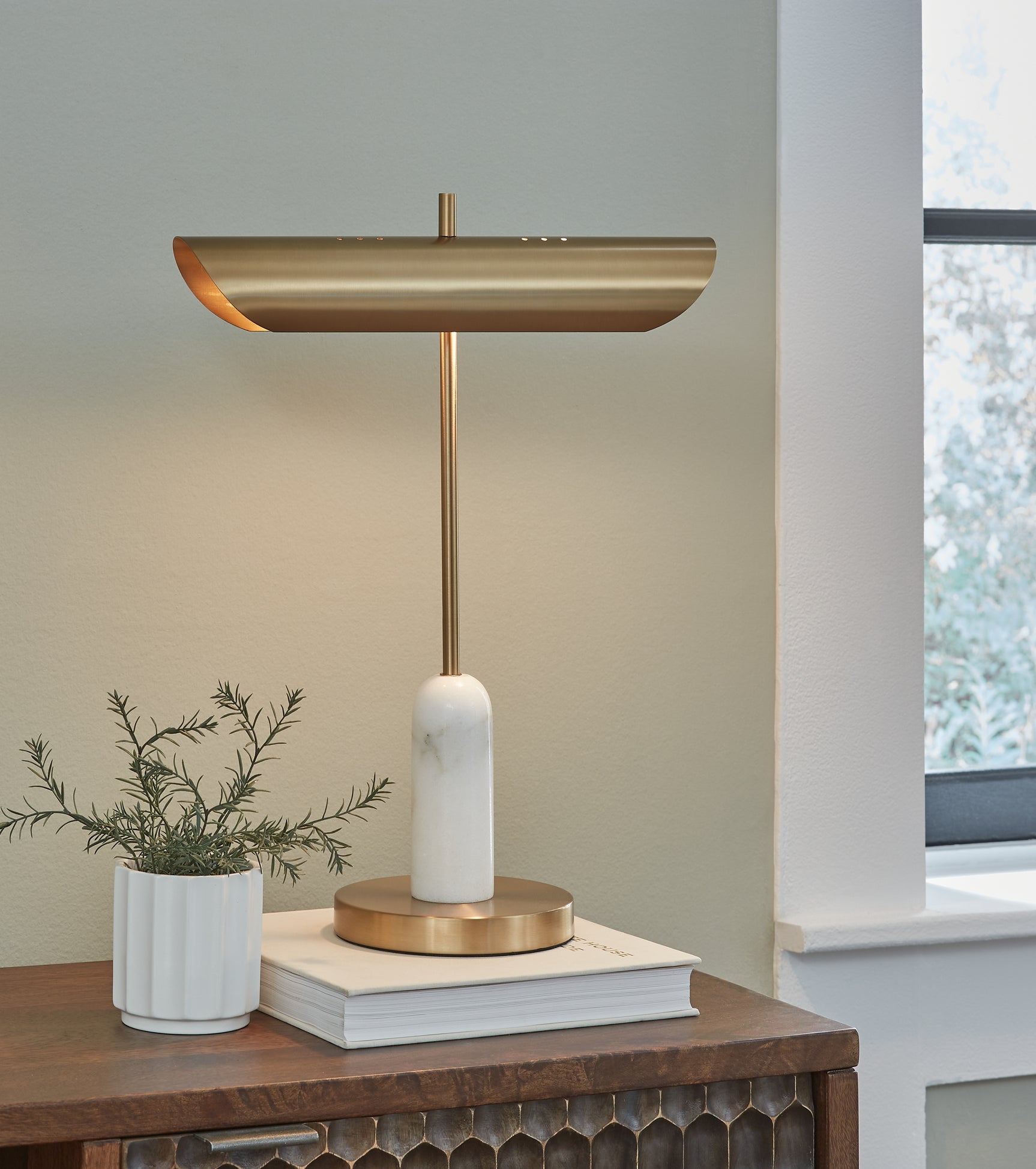 Tampa Furniture Outlet - Ashley Furniture - Rowleigh Lighting - Marble Desk Lamp (1/CN) / Gold Finish/White - L734392