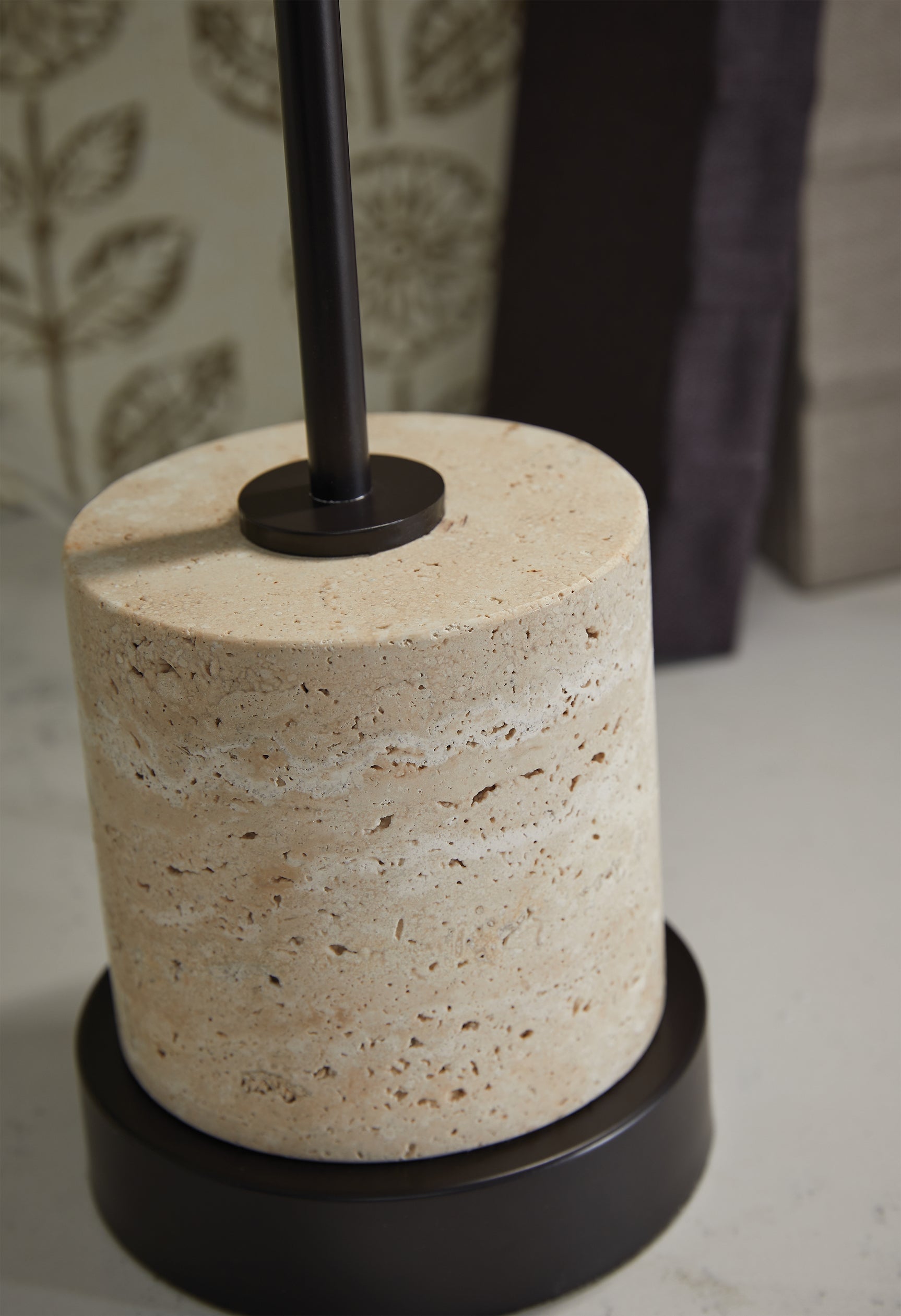 Vinmour Lighting - Tampa Furniture Outlet