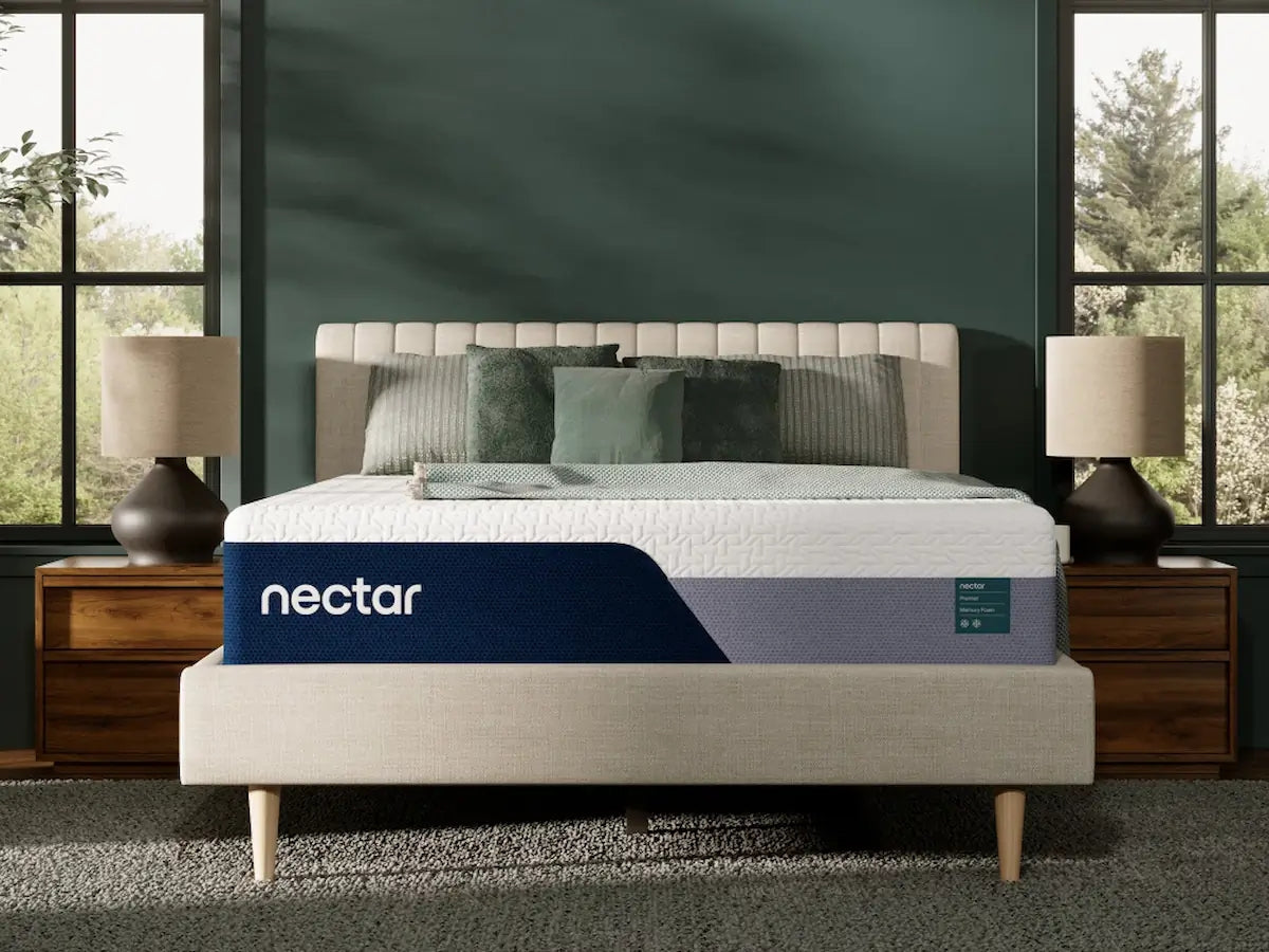 Tampa Furniture Outlet - Ashley Furniture - Nectar Premier Memory Foam 5.1 Mattresses - Twin / White - M12611