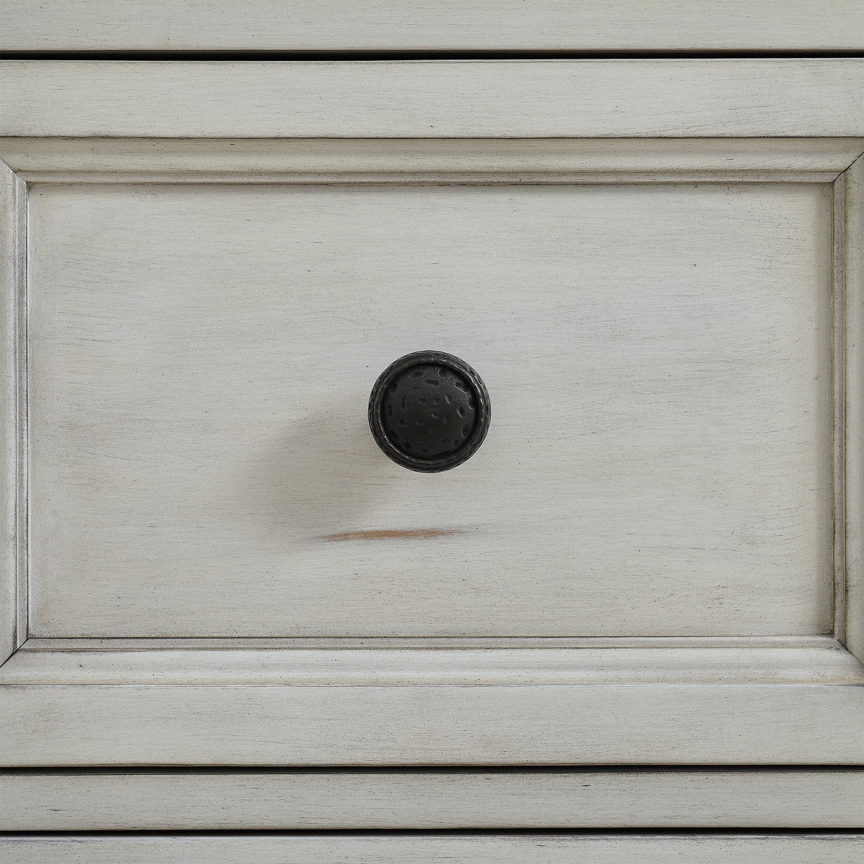 McCoy 5-Drawer Chest in Antique White