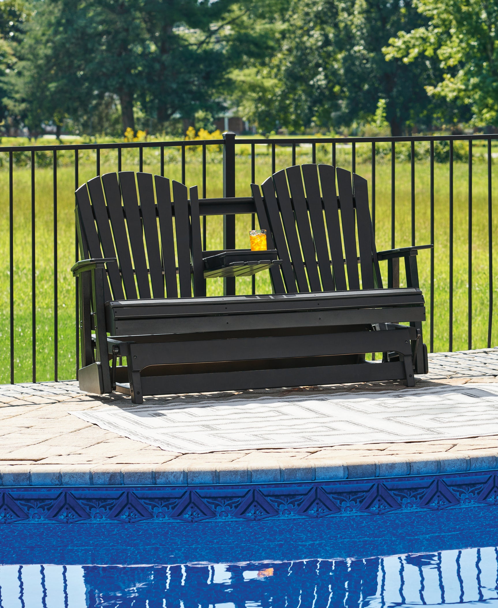Hyland wave Outdoor - Tampa Furniture Outlet