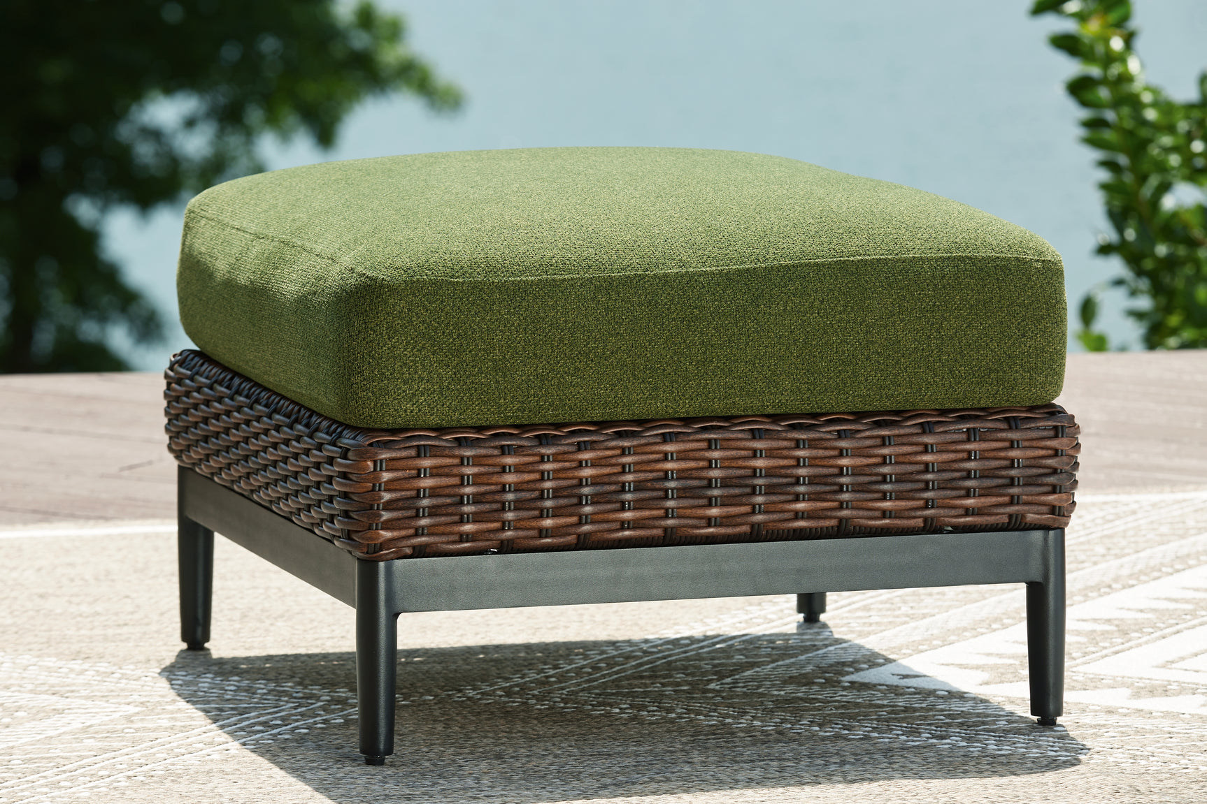 Tampa Furniture Outlet - Ashley Furniture - Horizon Hall Outdoor - Loveseat w/Cushion / Brown/Green - P572-835