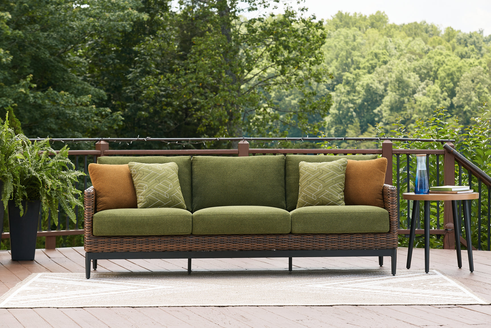 Horizon Hall Outdoor - Tampa Furniture Outlet