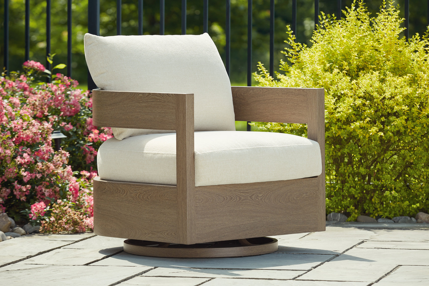Serene Bay Outdoor - Tampa Furniture Outlet