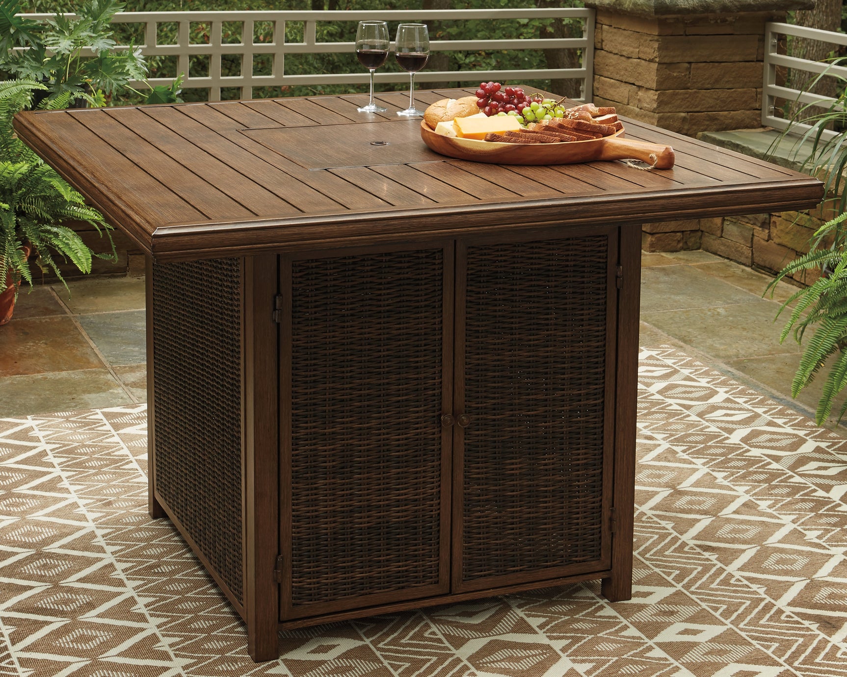 Paradise Trail Outdoor - Tampa Furniture Outlet
