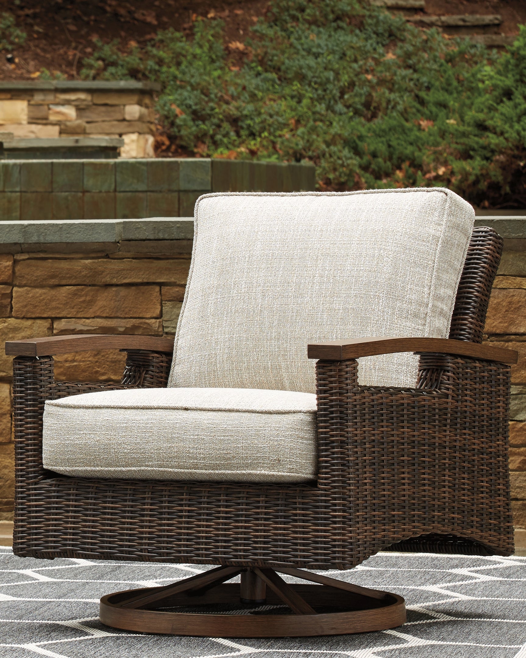 Paradise Trail Outdoor - Tampa Furniture Outlet