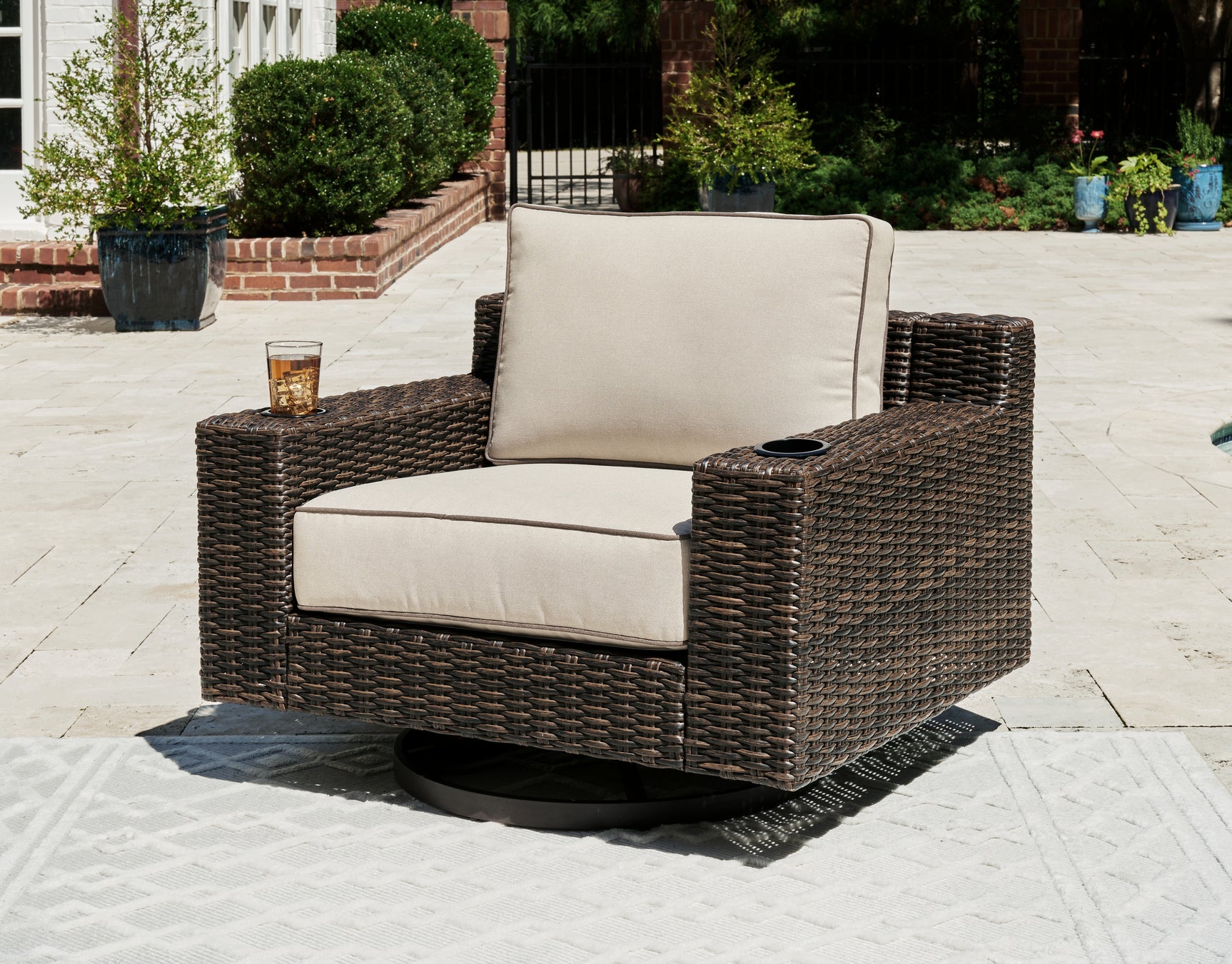 Coastline Bay Outdoor - Tampa Furniture Outlet