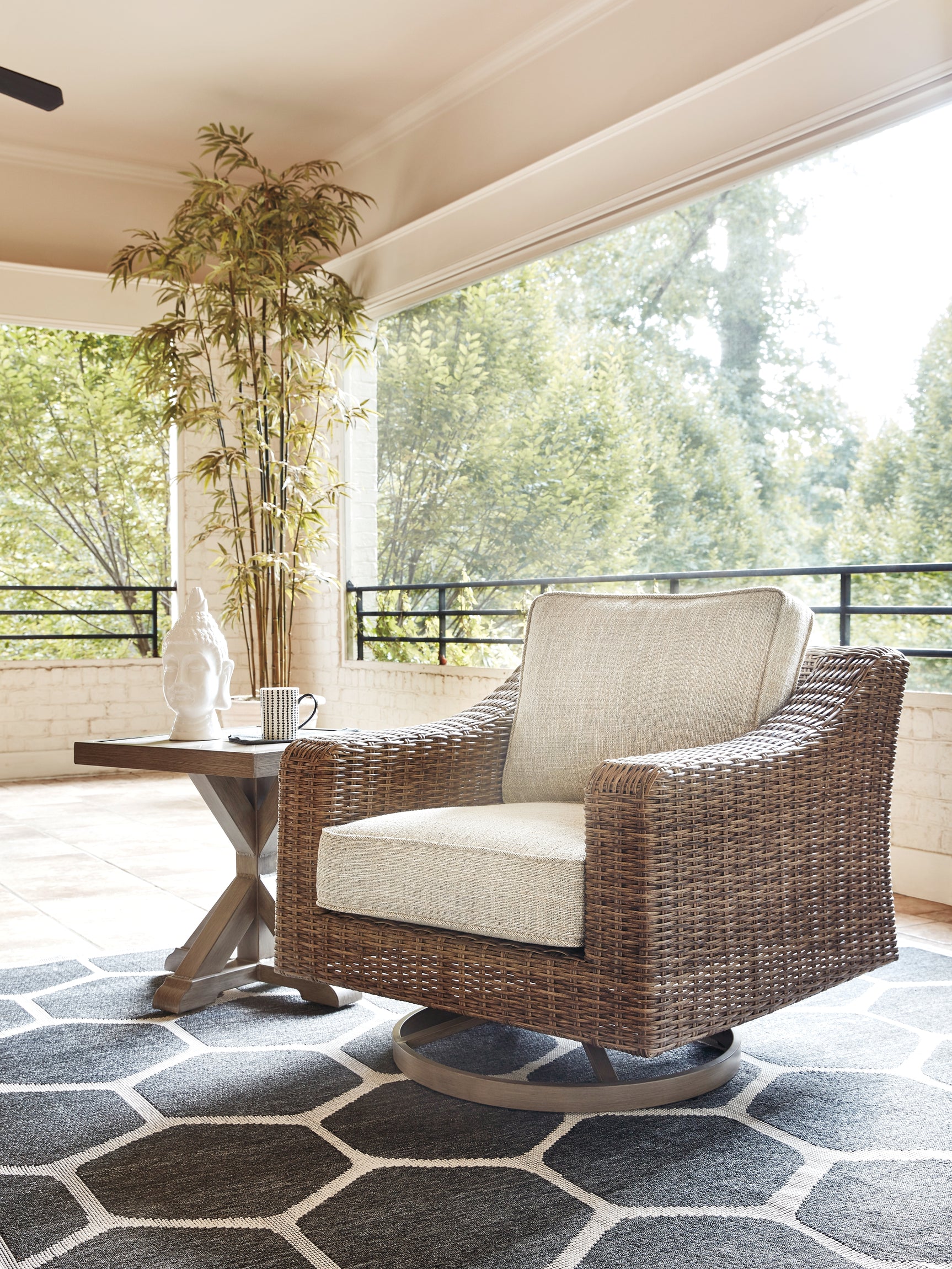 Beachcroft Outdoor - Tampa Furniture Outlet